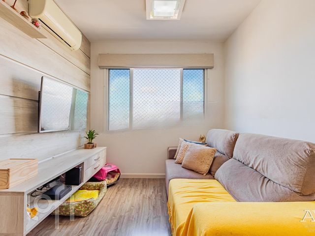 Apartamento com 57m², 2 dormitórios, 1 suíte, 1 vaga, Higienópolis em Porto Alegre