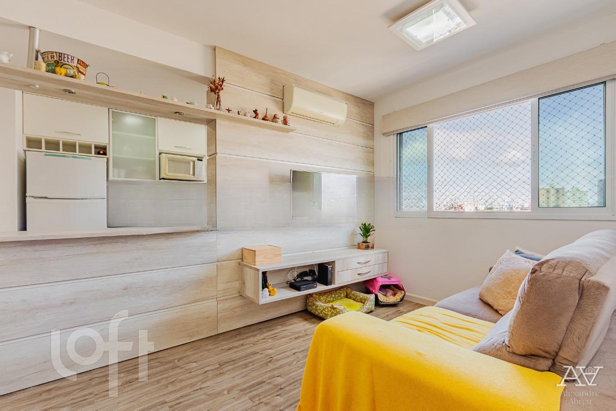 Apartamento com 57m², 2 dormitórios, 1 suíte, 1 vaga, Higienópolis em Porto Alegre