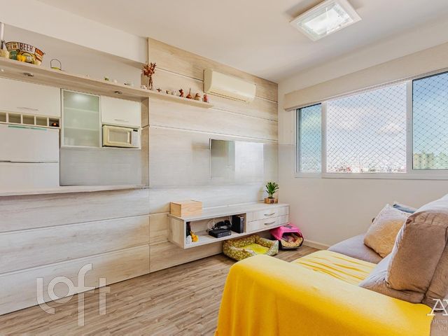 Apartamento com 57m², 2 dormitórios, 1 suíte, 1 vaga, Higienópolis em Porto Alegre