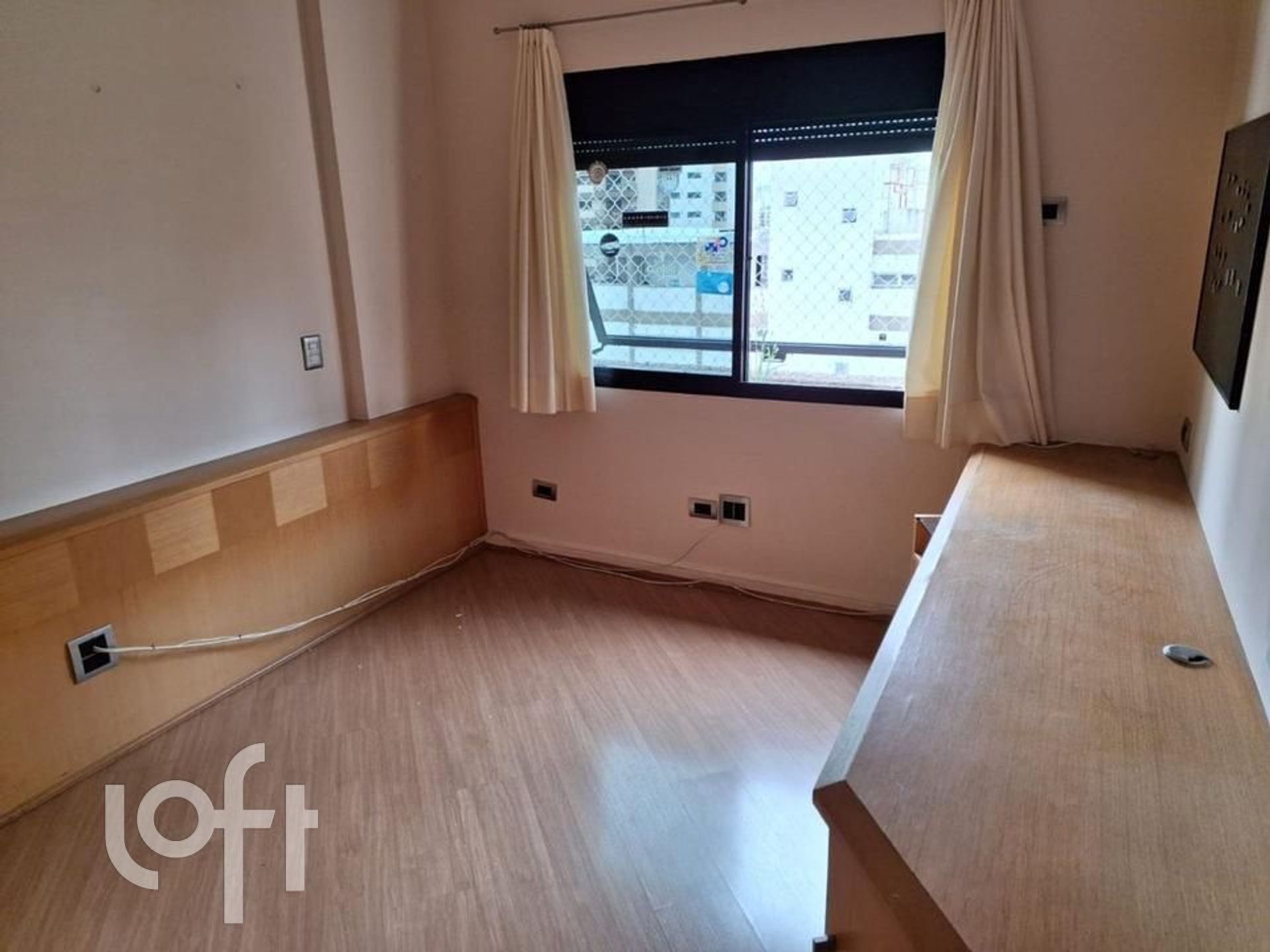 Apartamento à venda com 4 quartos, 188m² - Foto 5