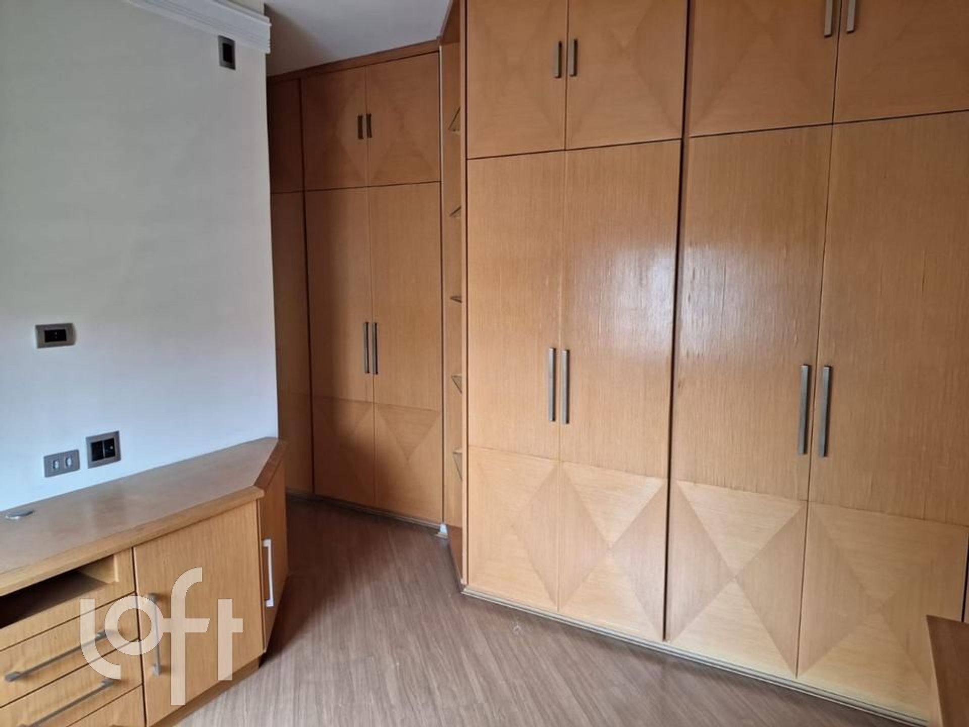 Apartamento à venda com 4 quartos, 188m² - Foto 16