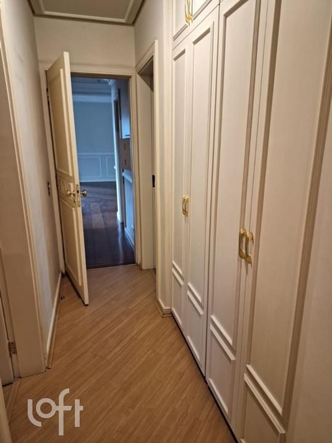 Apartamento à venda com 4 quartos, 188m² - Foto 19