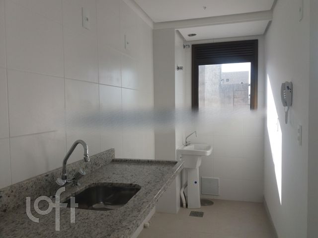 Apartamento com 59m², 2 dormitórios, 1 suíte, 1 vaga, Higienópolis em Porto Alegre
