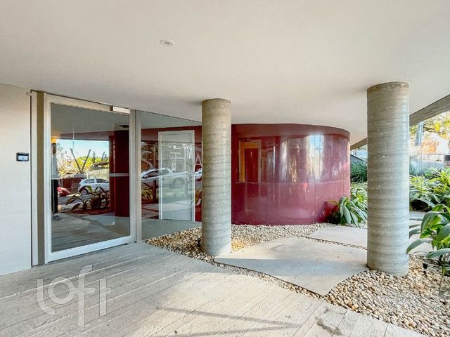 Apartamento com 164m², 3 dormitórios, 3 suítes, 3 vagas, Bela Vista em Porto Alegre