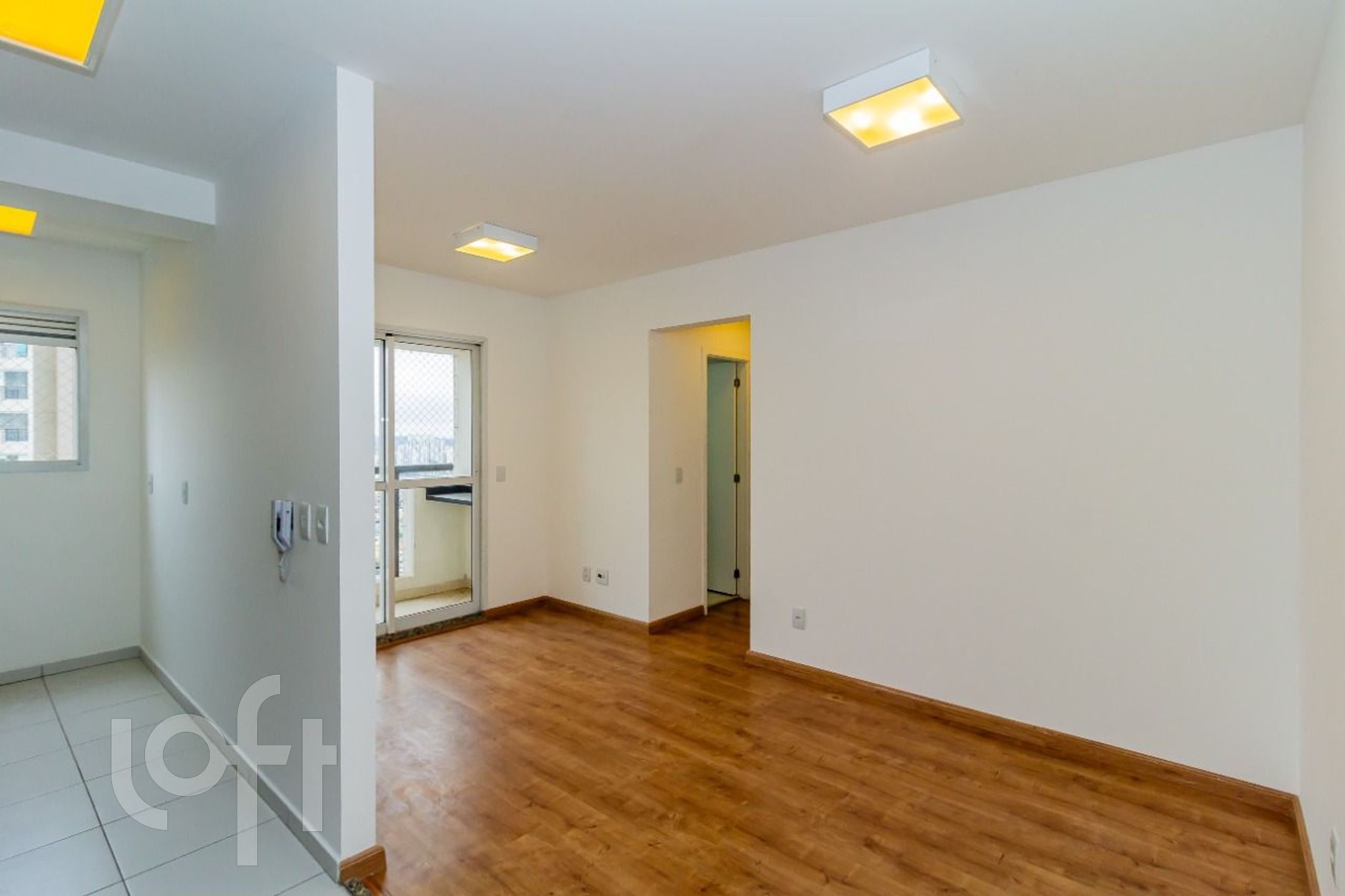 Apartamento à venda com 2 quartos, 47m² - Foto 2