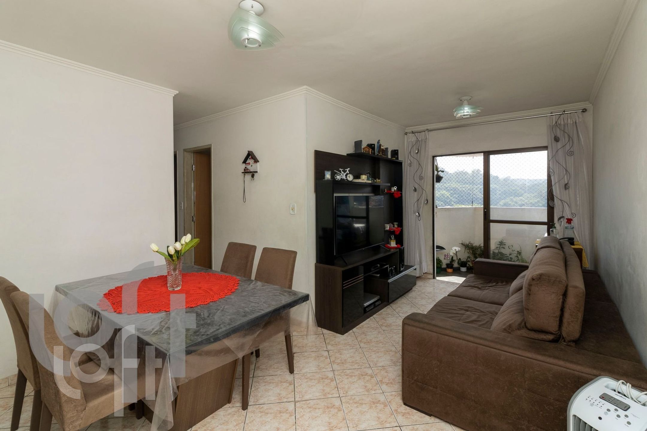 Apartamento à venda com 3 quartos, 65m² - Foto 1