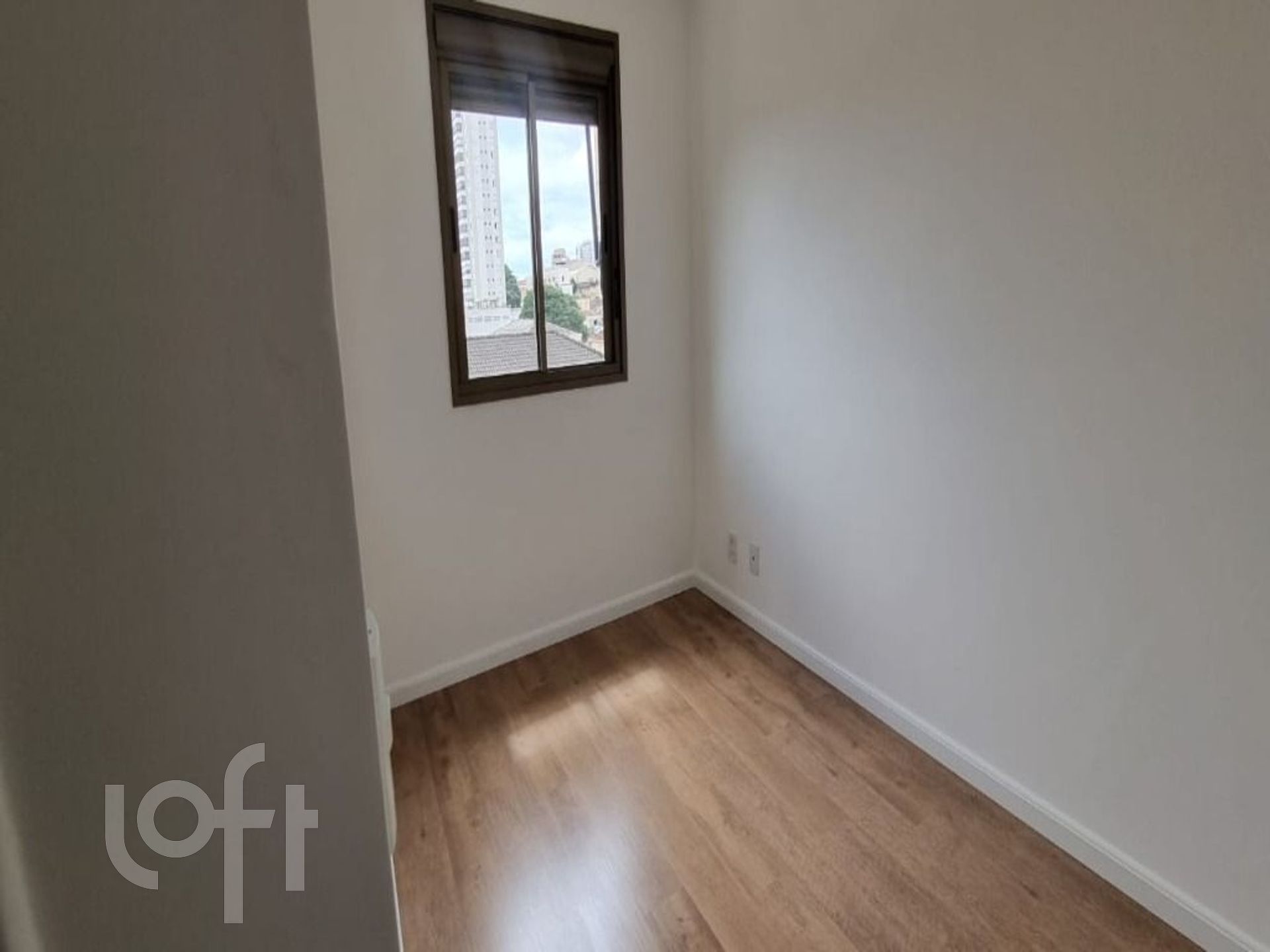 Apartamento à venda com 2 quartos, 63m² - Foto 2