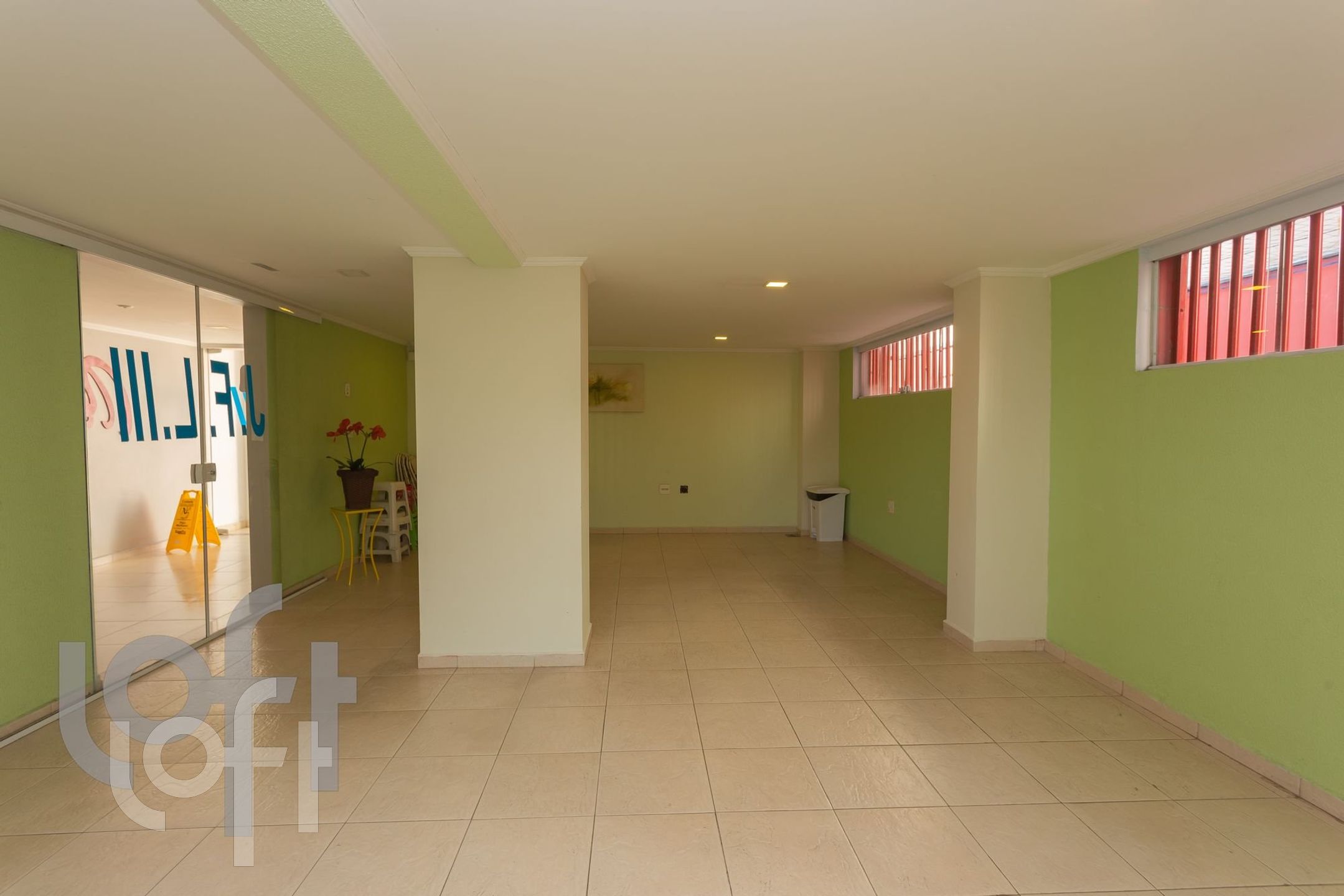 Apartamento à venda com 2 quartos, 64m² - Foto 25