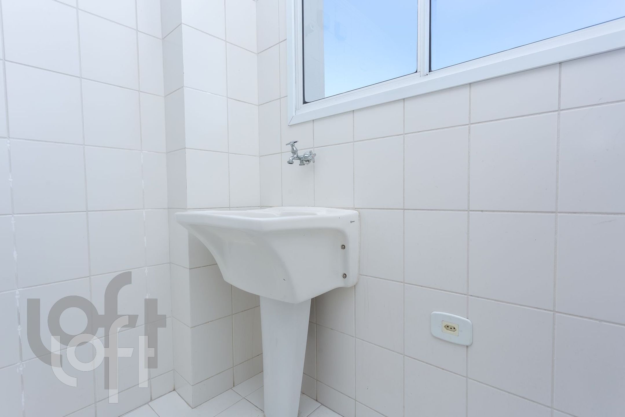 Apartamento à venda com 2 quartos, 64m² - Foto 13