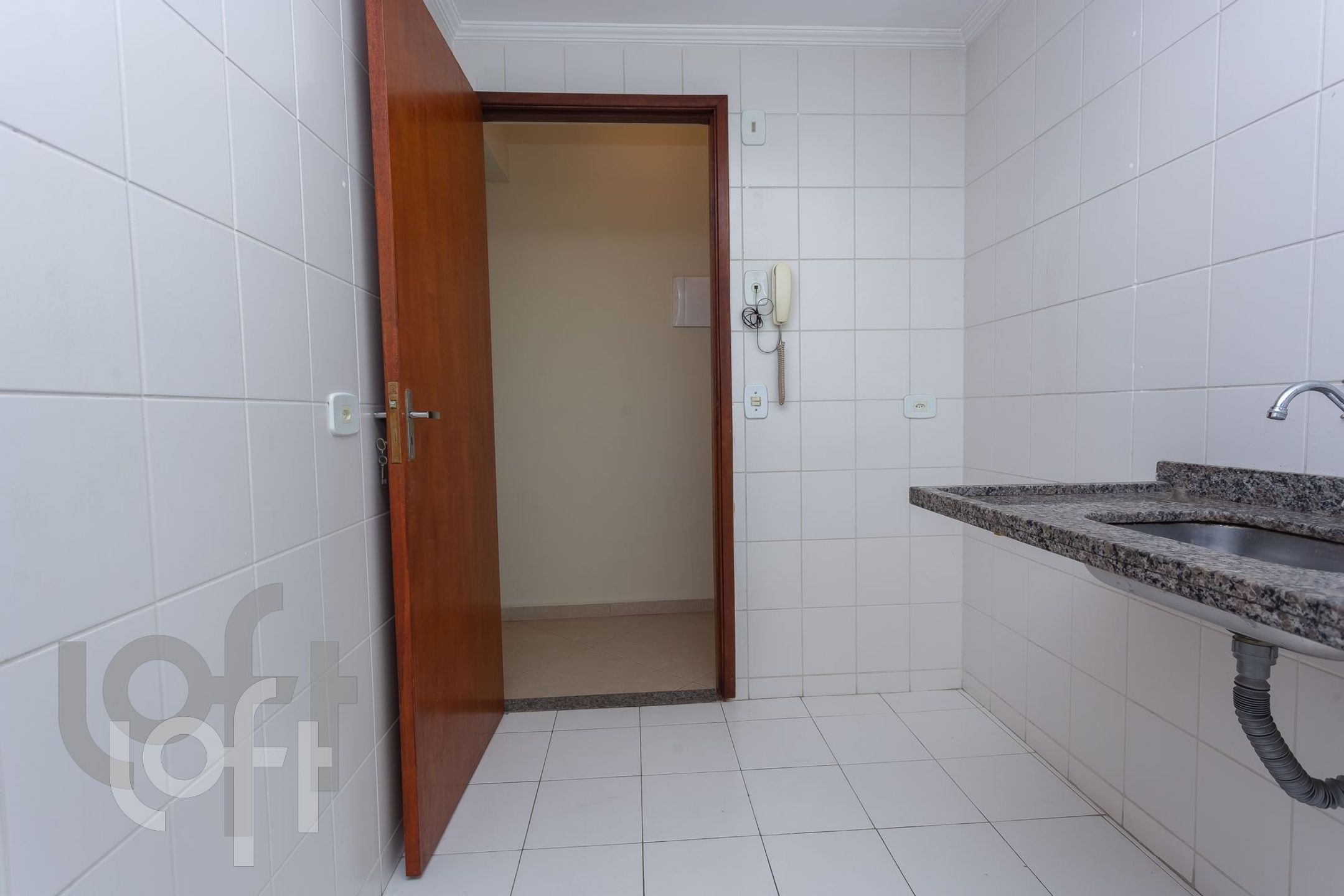 Apartamento à venda com 2 quartos, 64m² - Foto 15