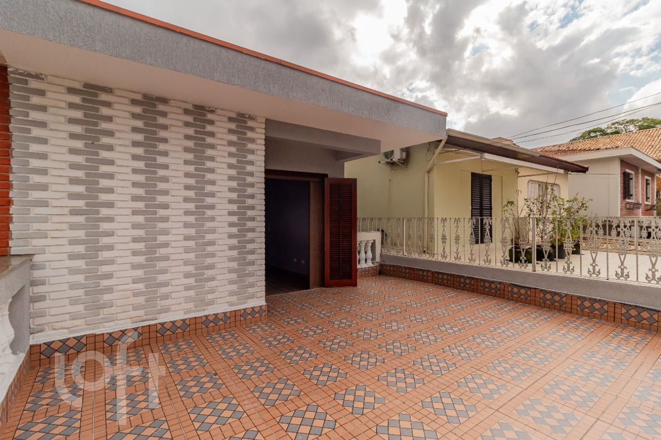 Casa à venda com 4 quartos, 200m² - Foto 36