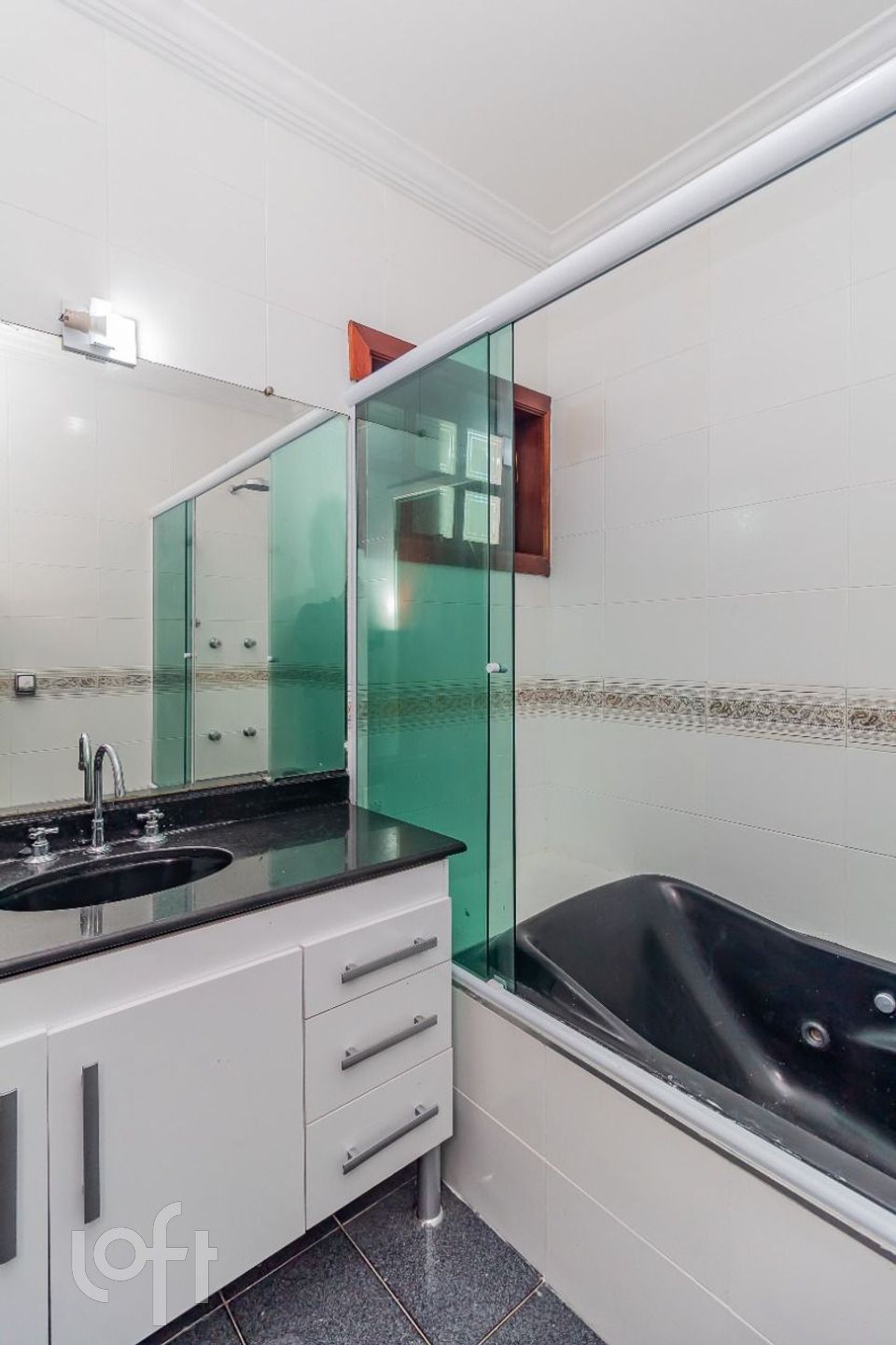 Casa à venda com 4 quartos, 200m² - Foto 30