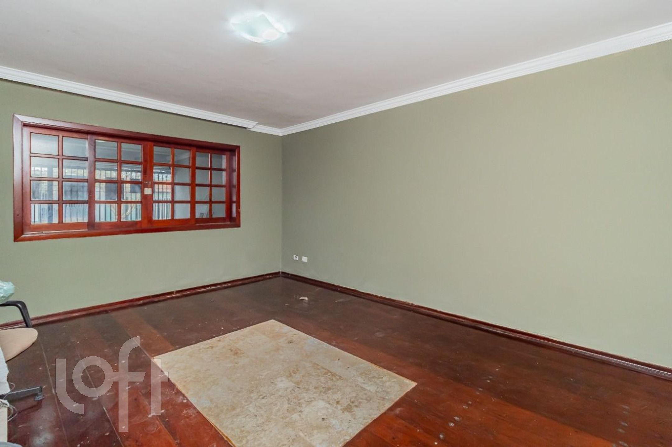 Casa à venda com 4 quartos, 200m² - Foto 4
