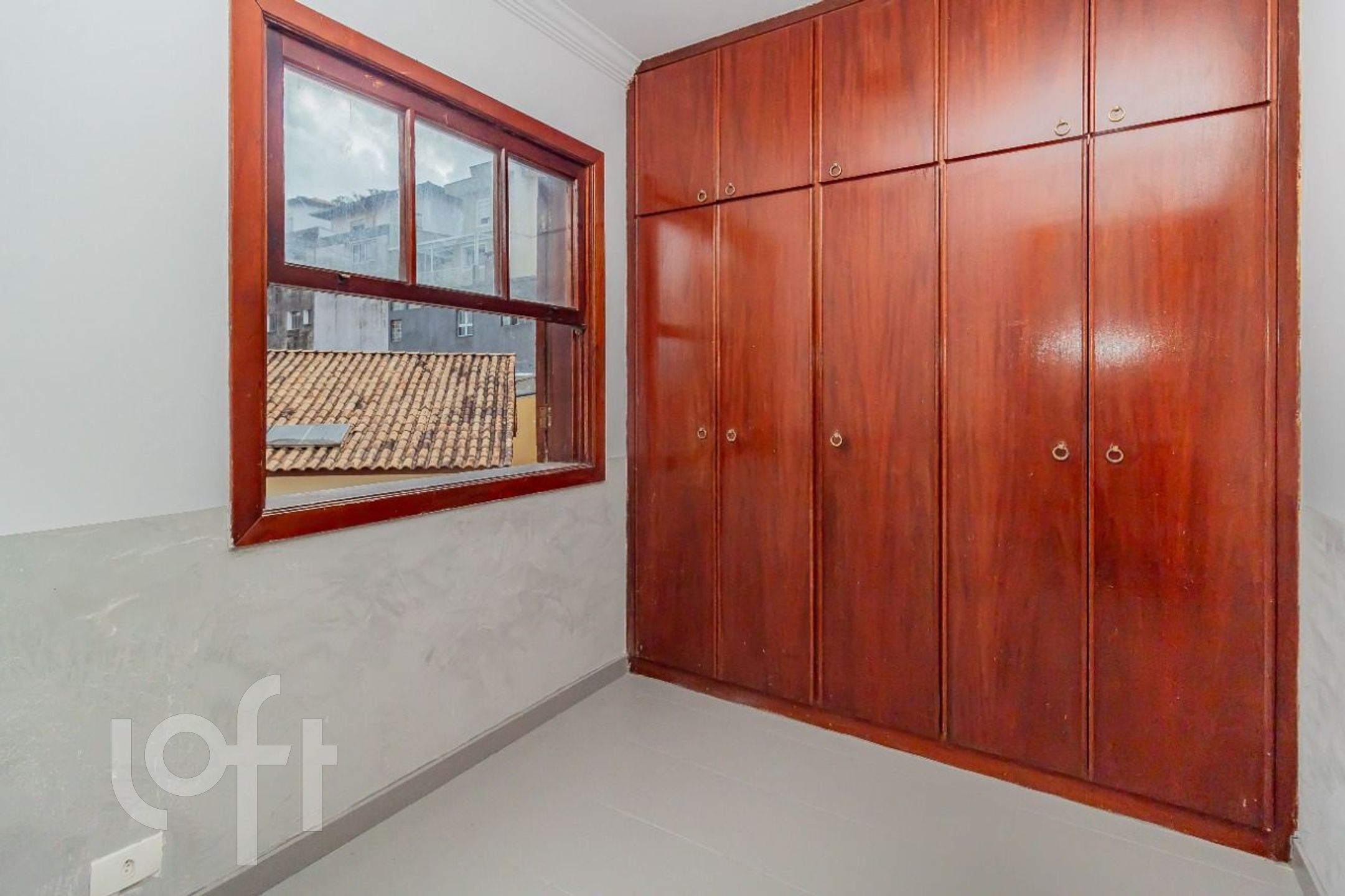 Casa à venda com 4 quartos, 200m² - Foto 48