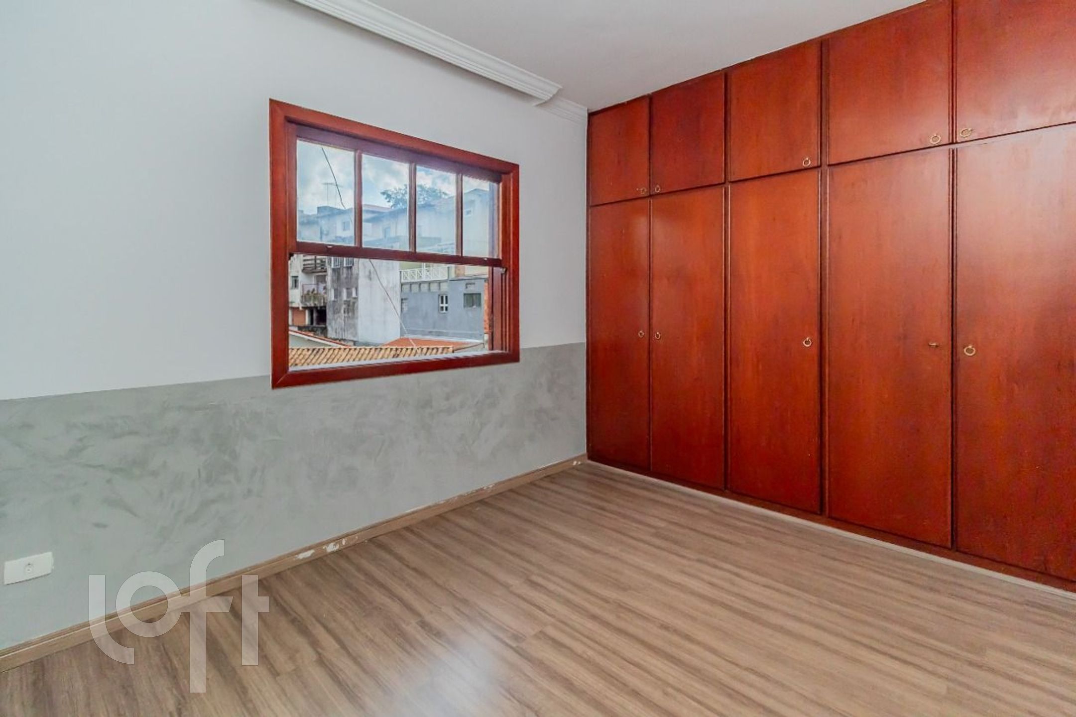 Casa à venda com 4 quartos, 200m² - Foto 14