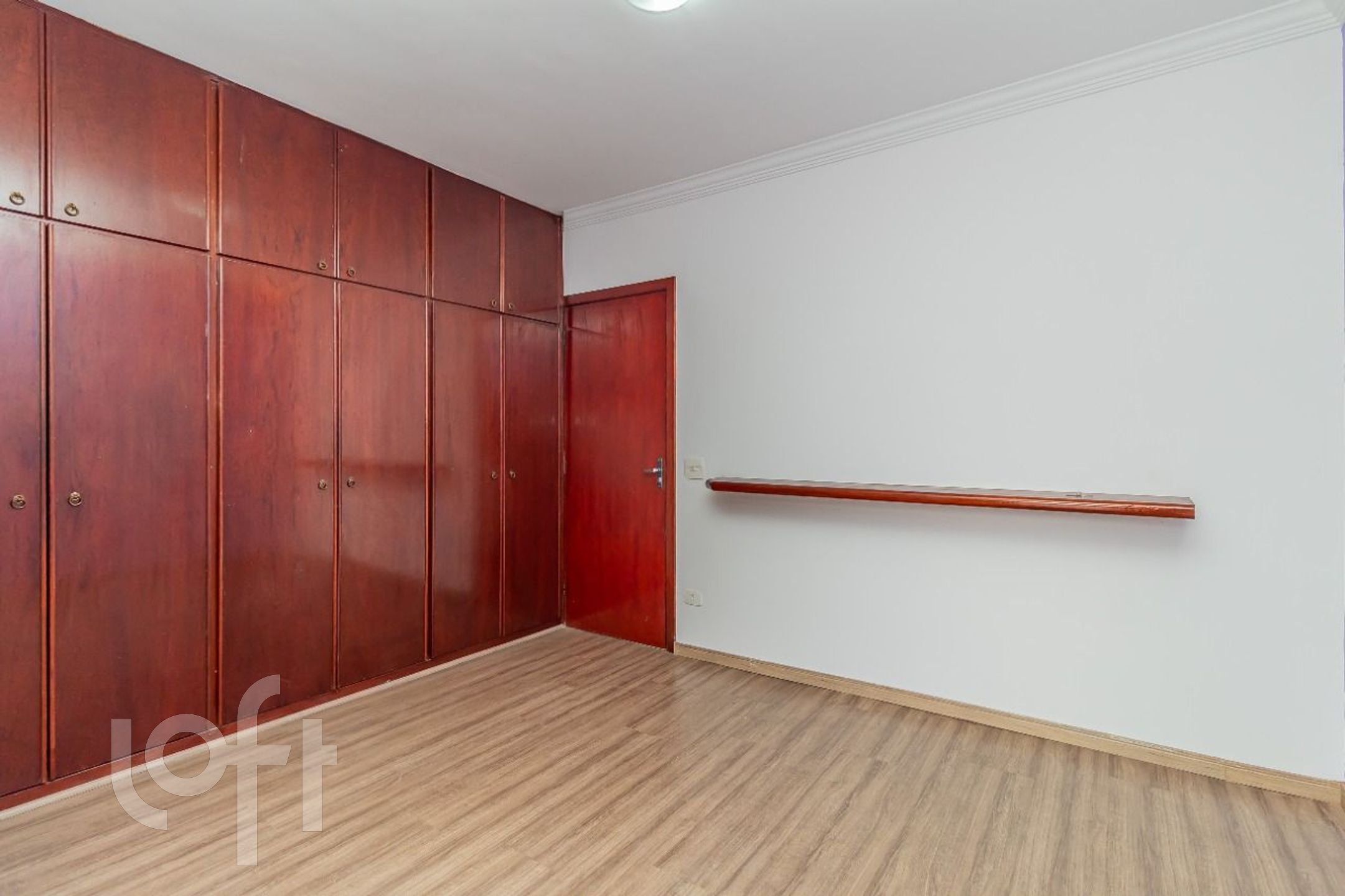 Casa à venda com 4 quartos, 200m² - Foto 28