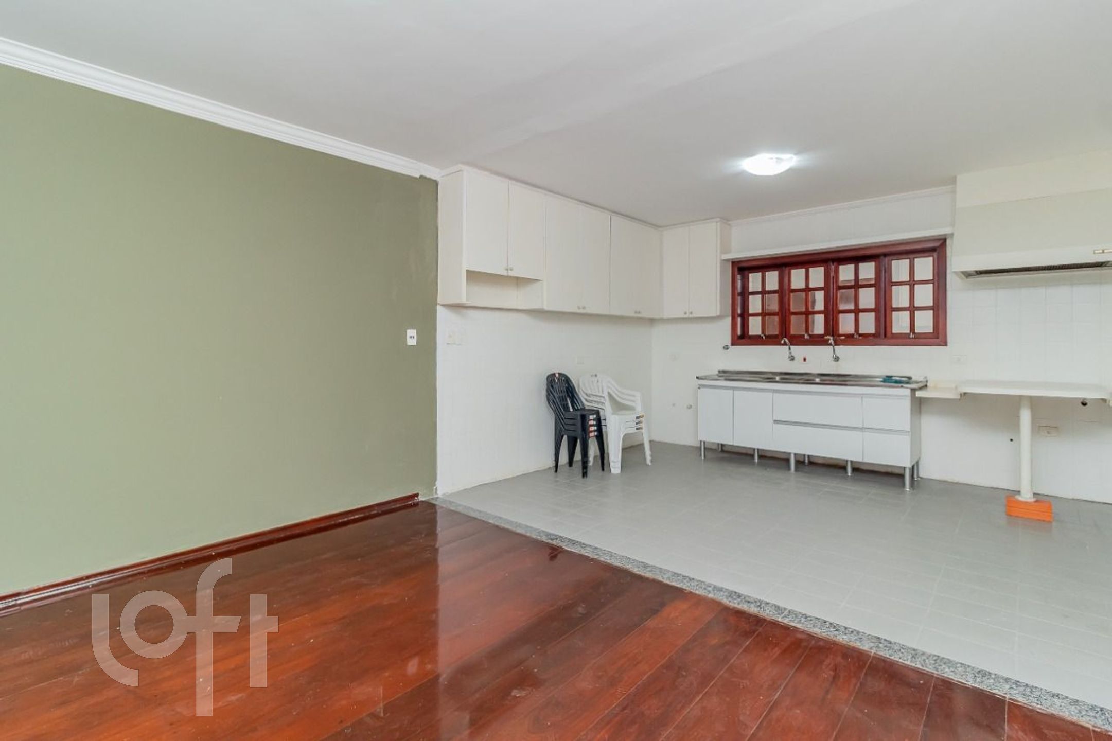 Casa à venda com 4 quartos, 200m² - Foto 11