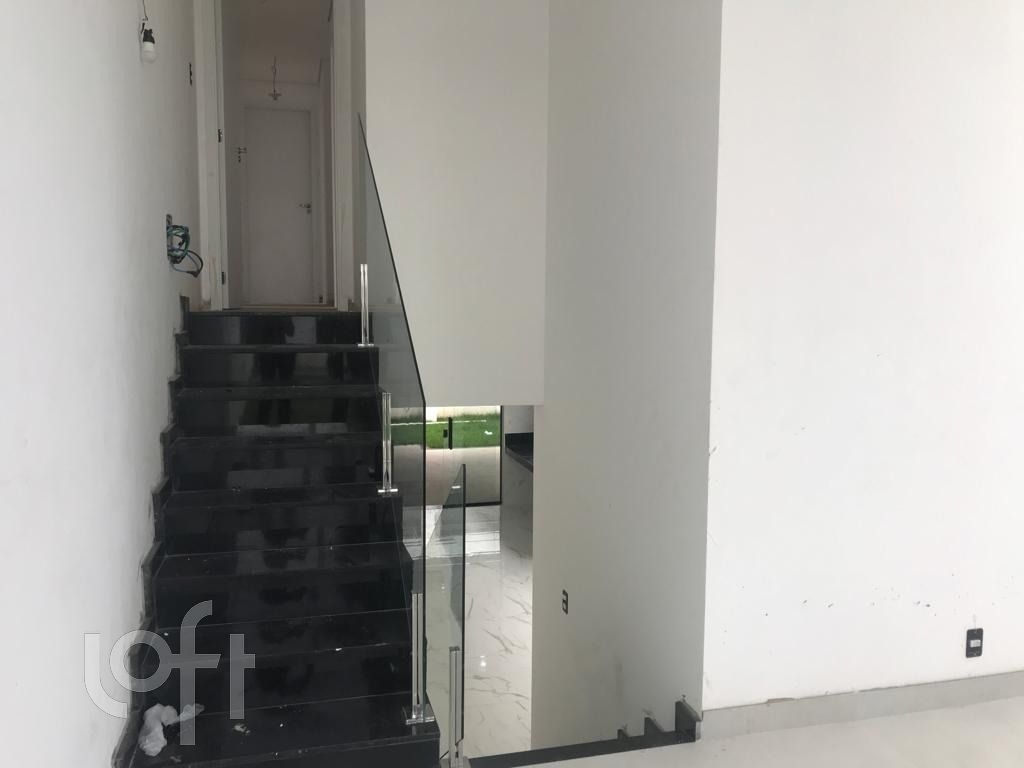 Casa à venda com 3 quartos, 160m² - Foto 4