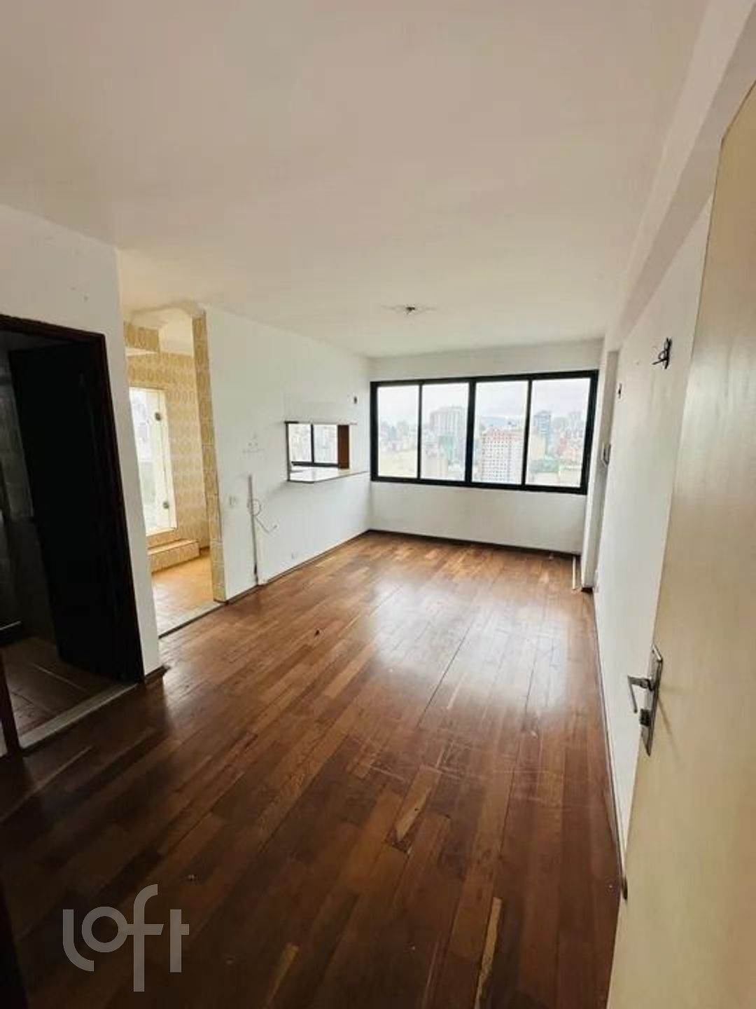 Apartamento à venda com 1 quarto, 48m² - Foto 1