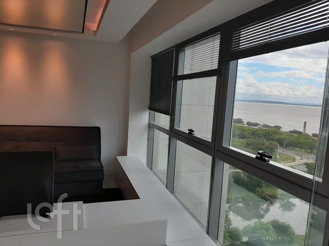 Apartamento com 38m², 1 dormitório, 1 suíte, 1 vaga, Praia de Belas em Porto Alegre