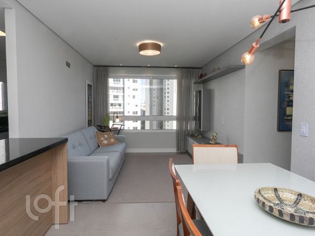 Apartamento com 84m², 3 dormitórios, 1 suíte, 2 vagas, Jardim Europa em Porto Alegre