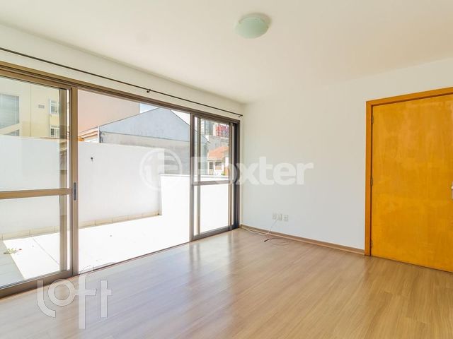 Apartamento com 69m², 2 dormitórios, 1 vaga, Rio Branco em Porto Alegre