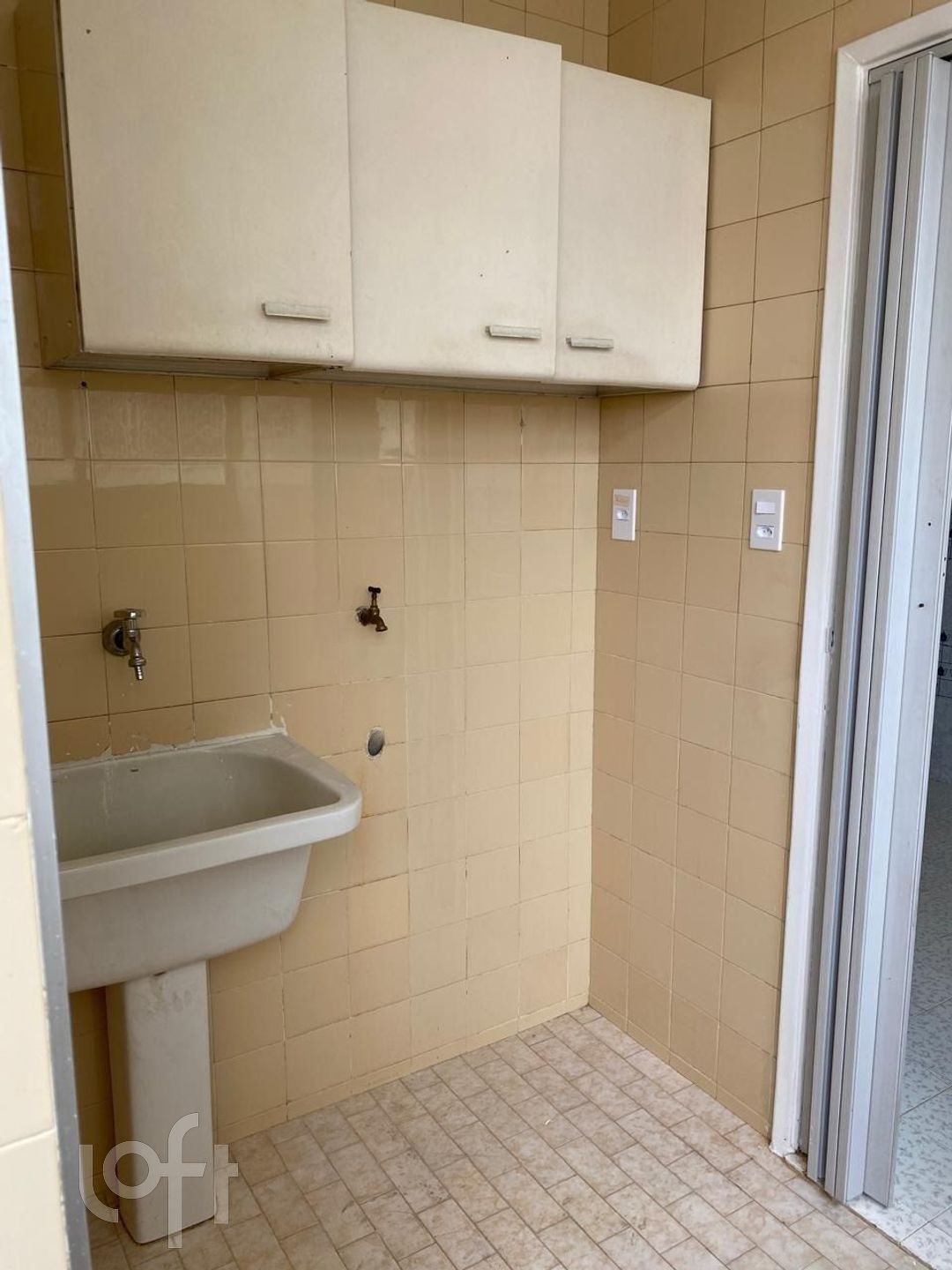 Apartamento à venda com 2 quartos, 70m² - Foto 13