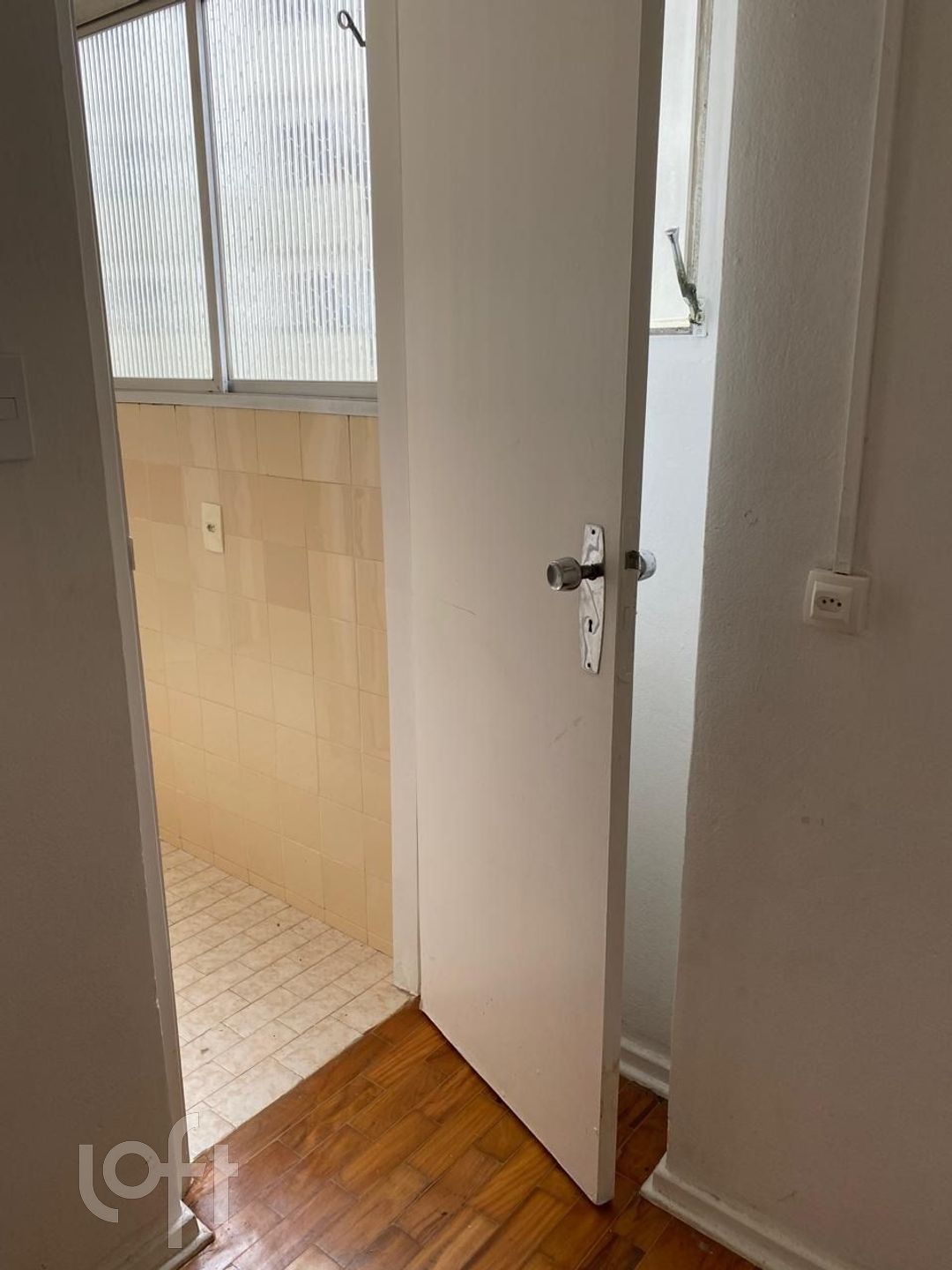 Apartamento à venda com 2 quartos, 70m² - Foto 17