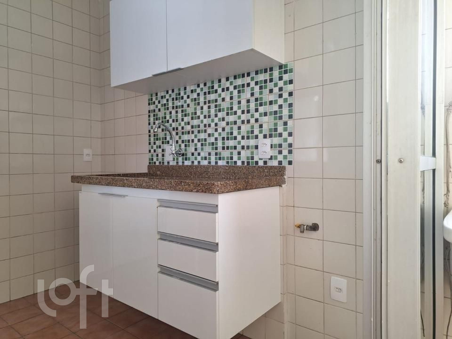 Apartamento à venda com 2 quartos, 66m² - Foto 13