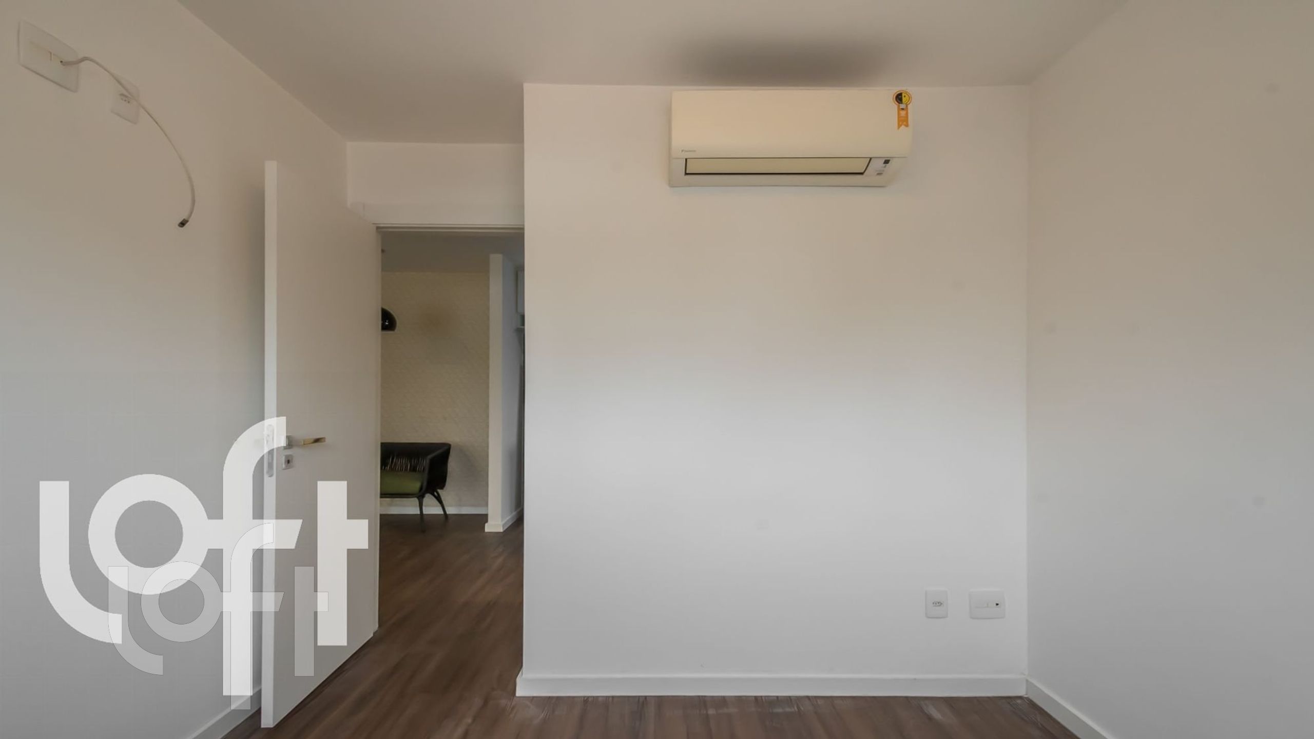 Apartamento à venda com 1 quarto, 43m² - Foto 4