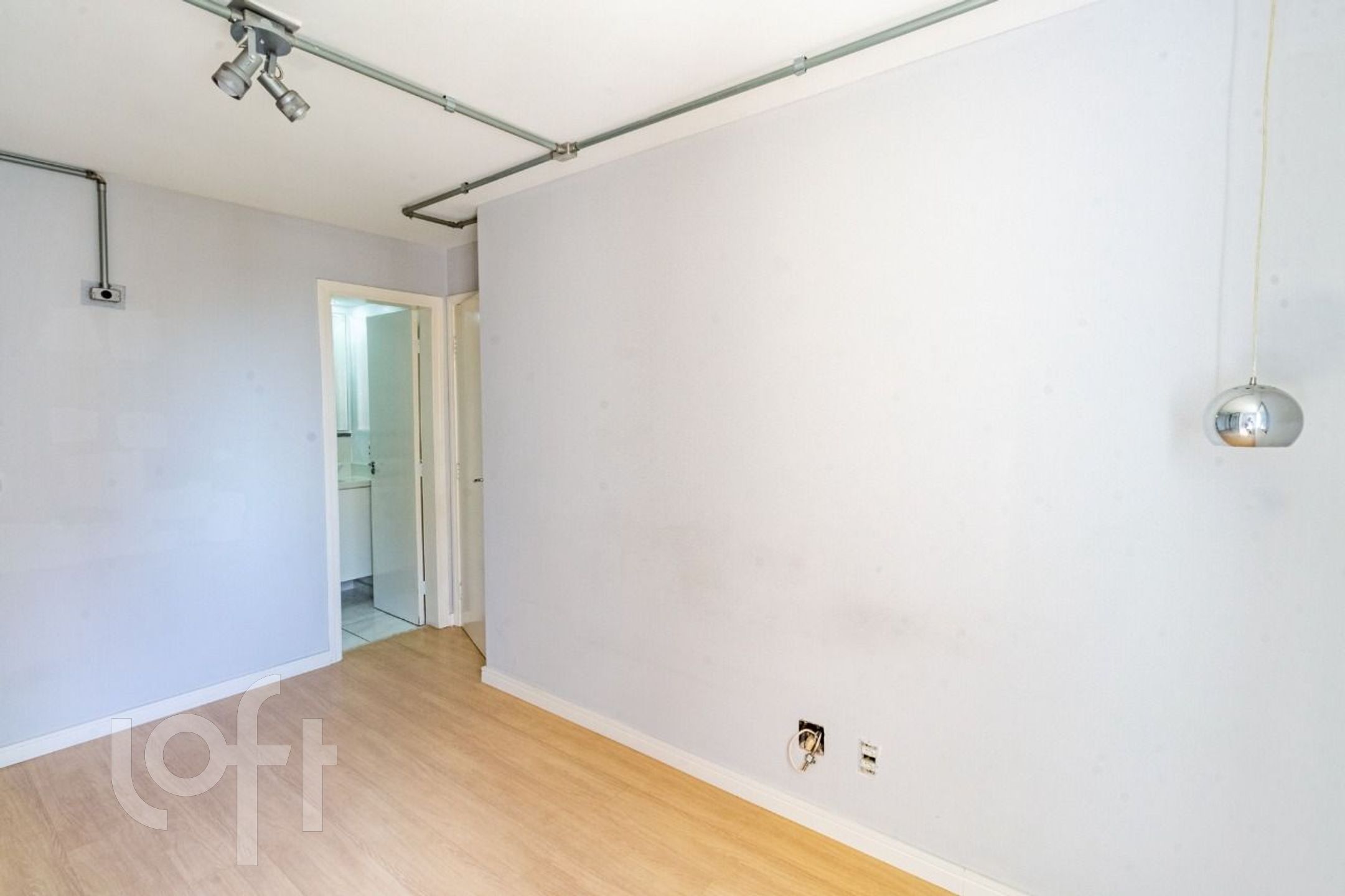 Apartamento à venda com 1 quarto, 60m² - Foto 11