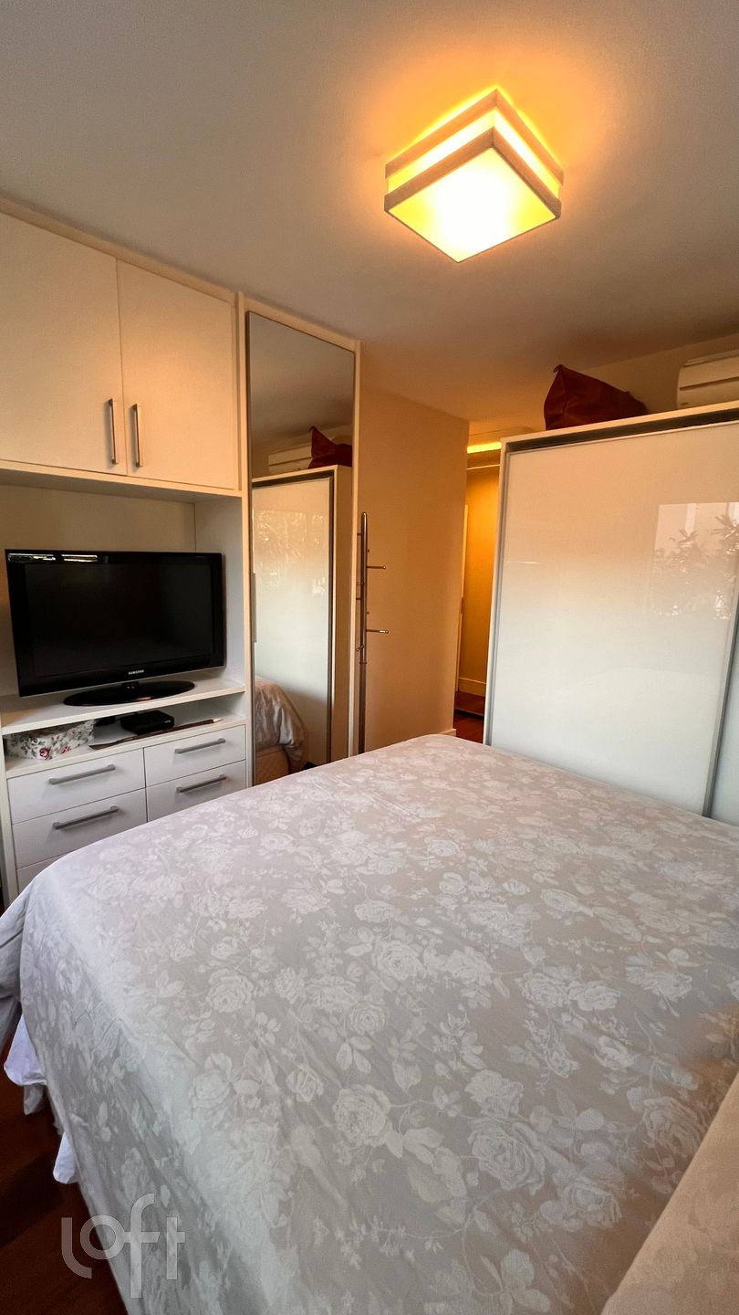 Apartamento à venda com 3 quartos, 151m² - Foto 19