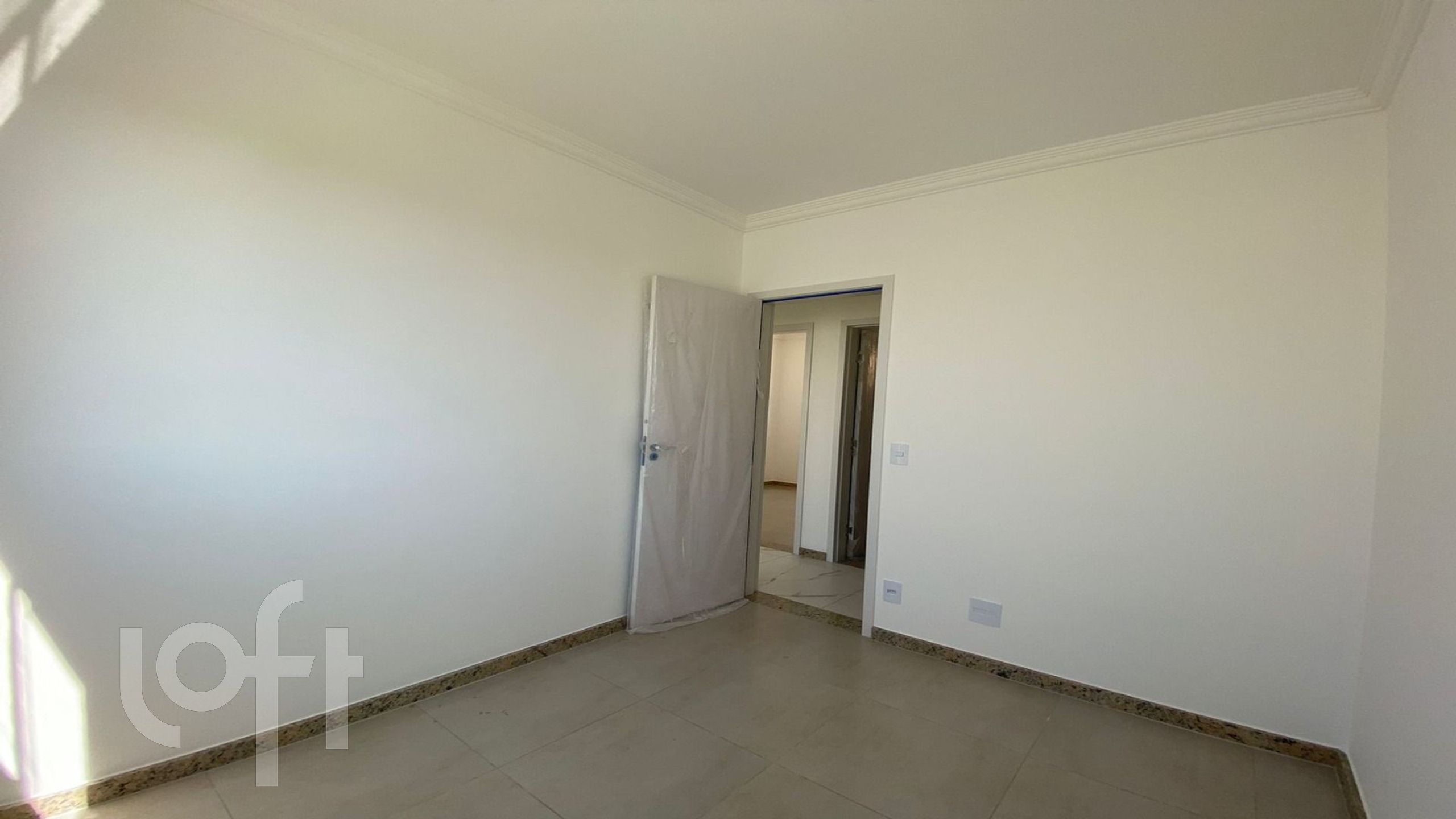 Apartamento à venda com 3 quartos, 40m² - Foto 21