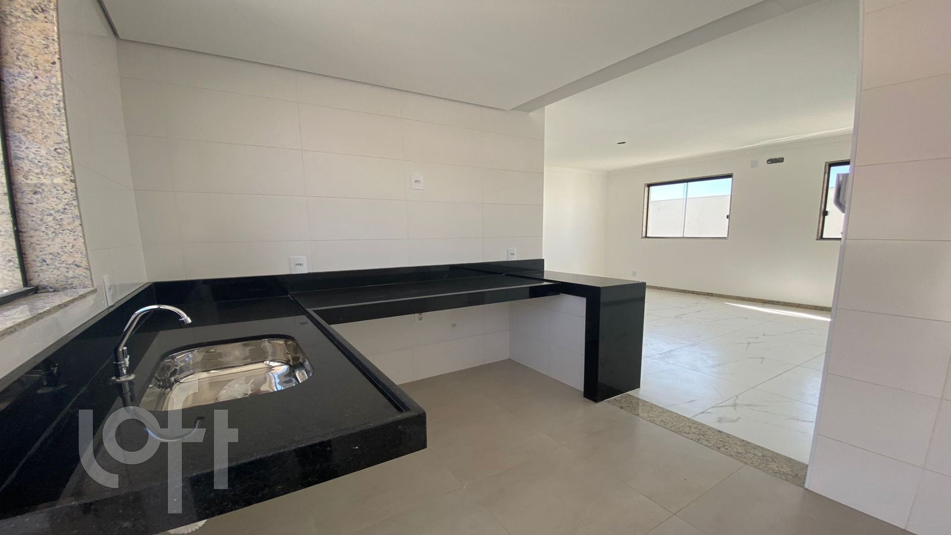 Apartamento à venda com 3 quartos, 40m² - Foto 7