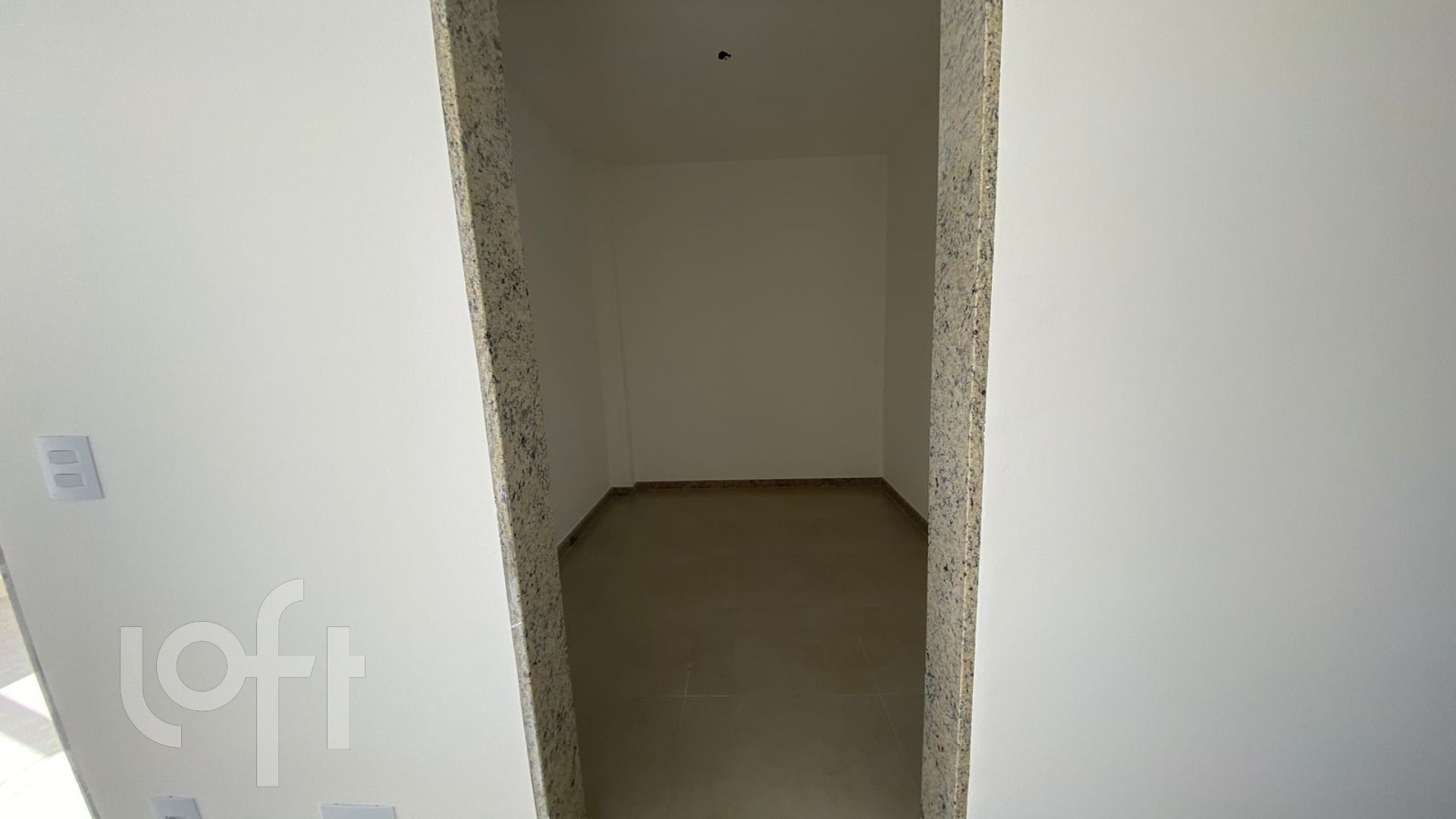 Apartamento à venda com 3 quartos, 40m² - Foto 16