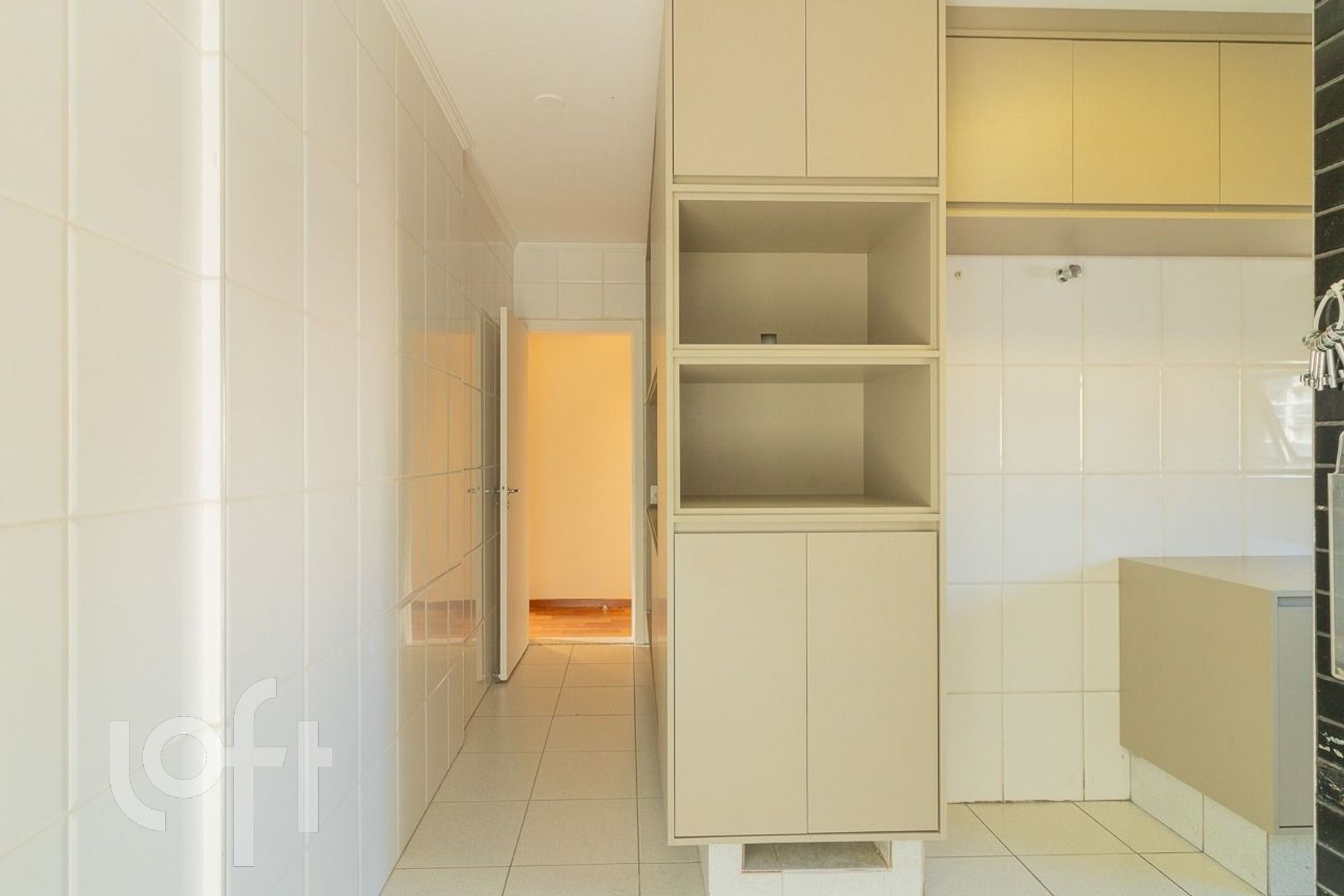 Apartamento à venda com 2 quartos, 137m² - Foto 13