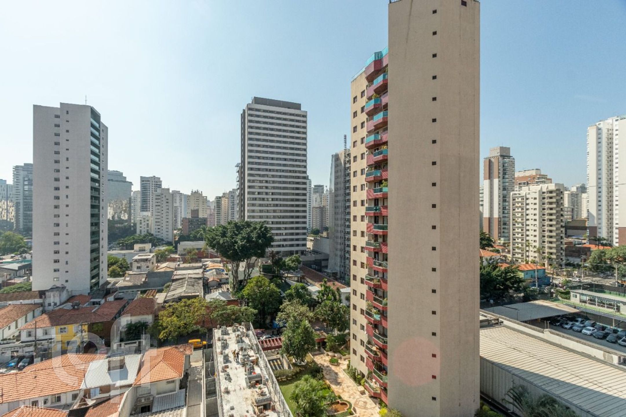 Apartamento à venda com 2 quartos, 137m² - Foto 10