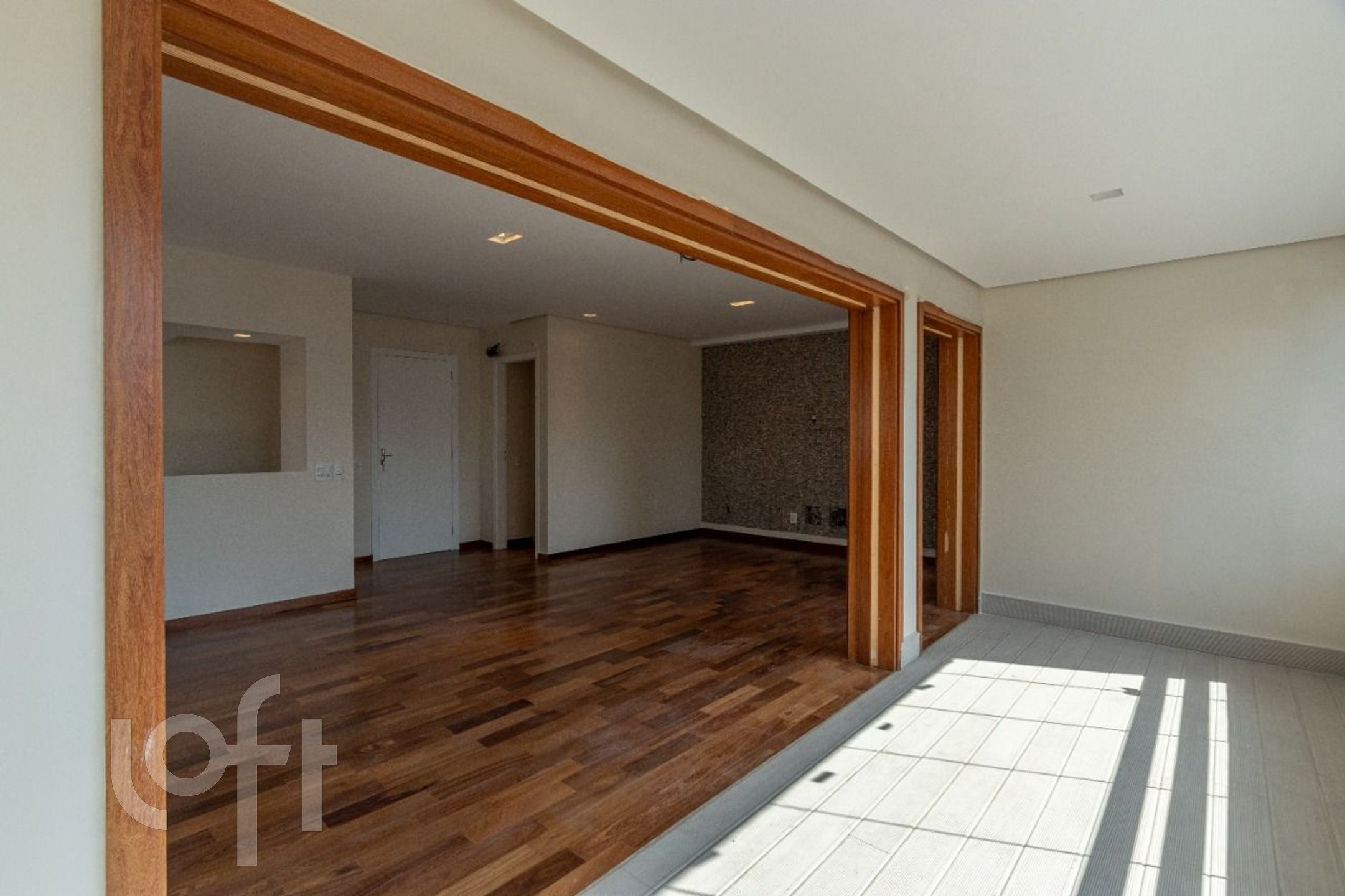 Apartamento à venda com 2 quartos, 137m² - Foto 8