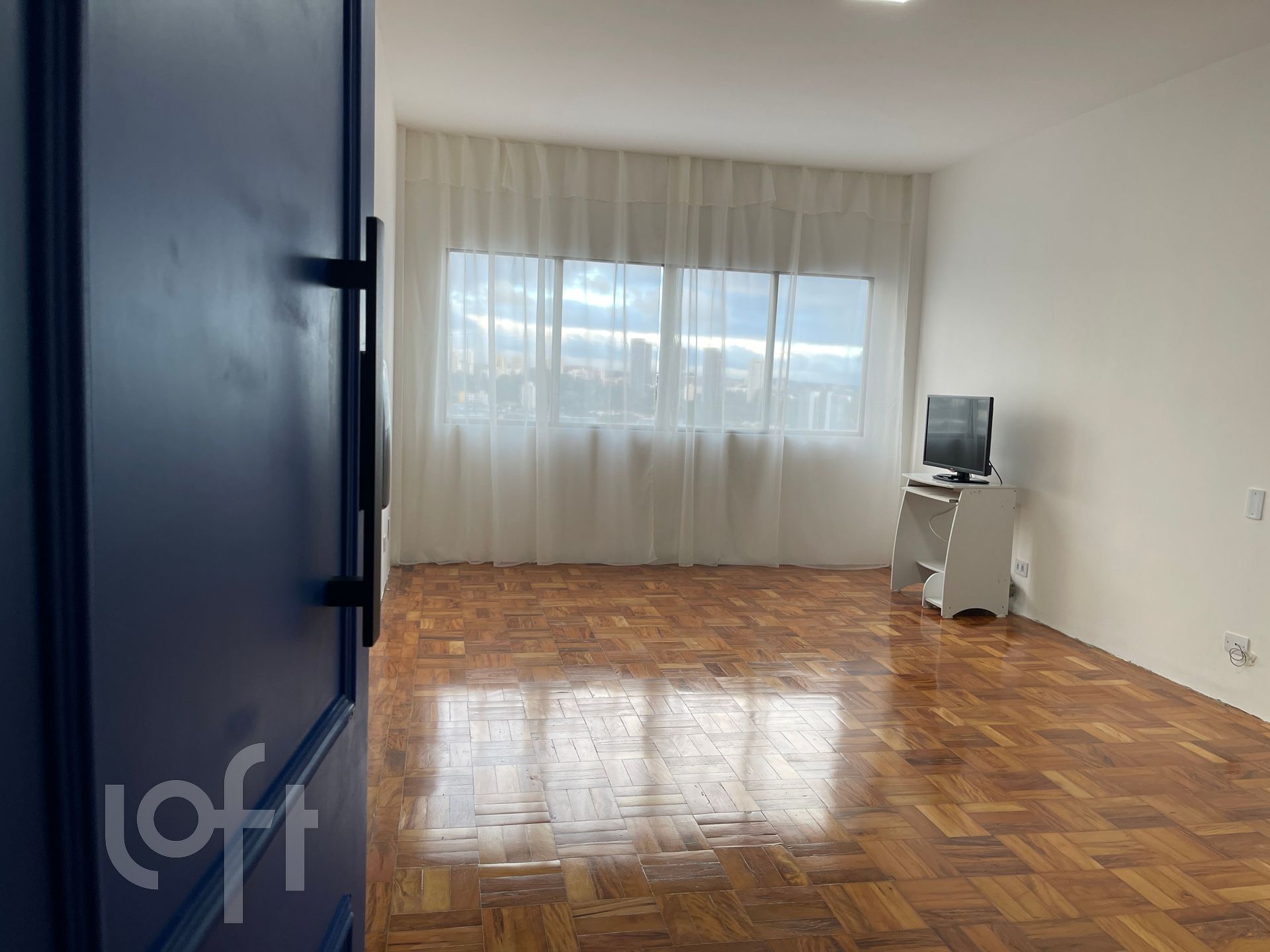 Apartamento à venda com 2 quartos, 85m² - Foto 1