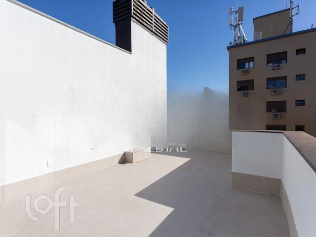 Apartamento com 94m², 2 dormitórios, 2 suítes, 2 vagas, Petrópolis em Porto Alegre