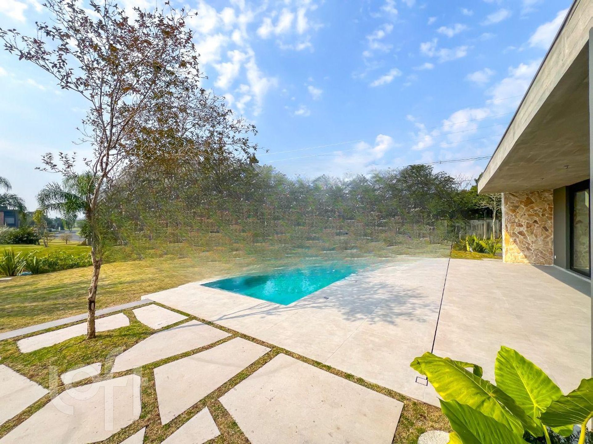 Imagem da propriedade 41