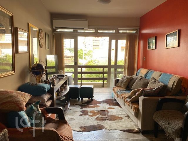 Apartamento com 110m², 3 dormitórios, 1 suíte, 1 vaga, Auxiliadora em Porto Alegre