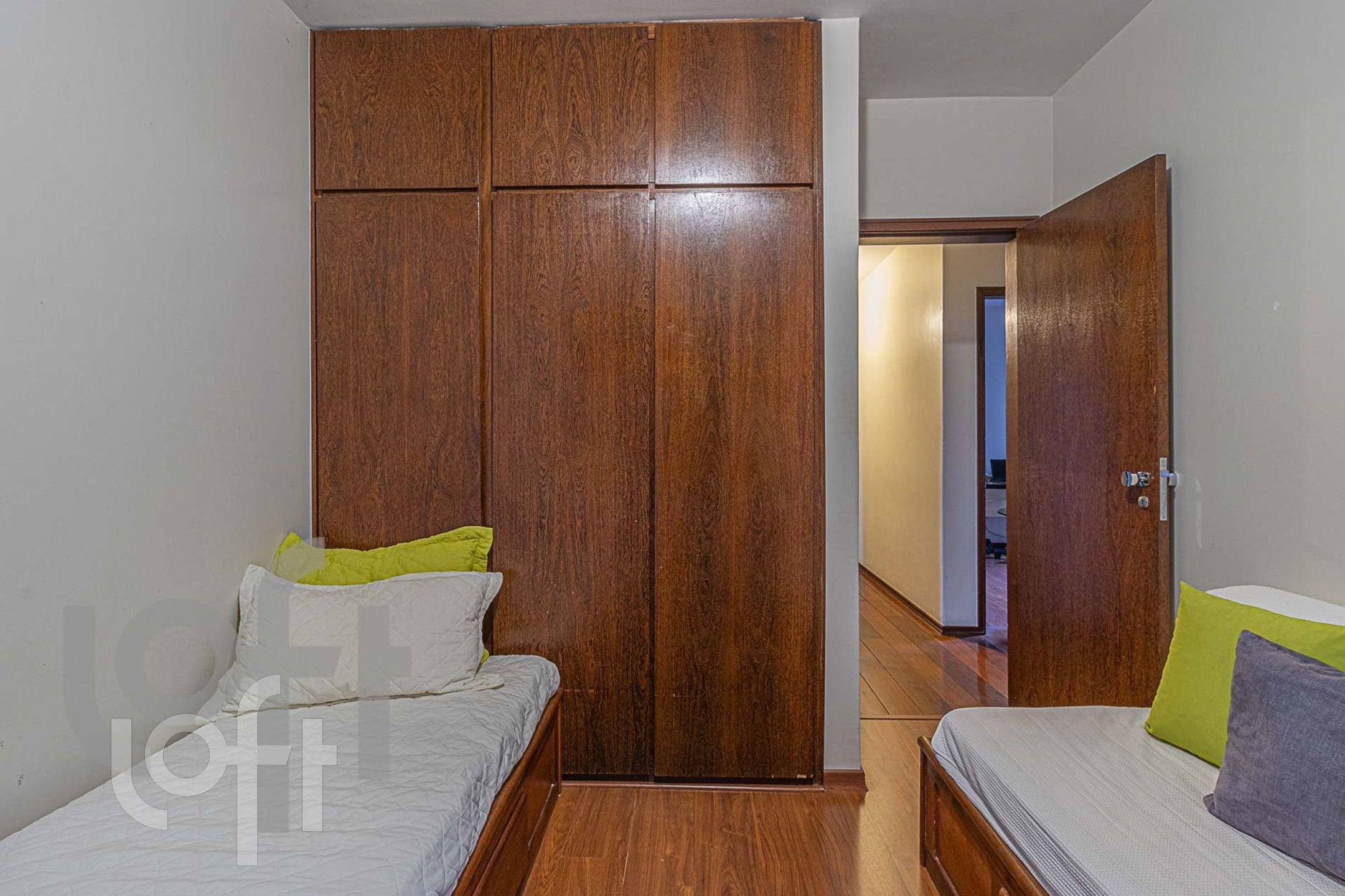 Apartamento à venda com 4 quartos, 180m² - Foto 14