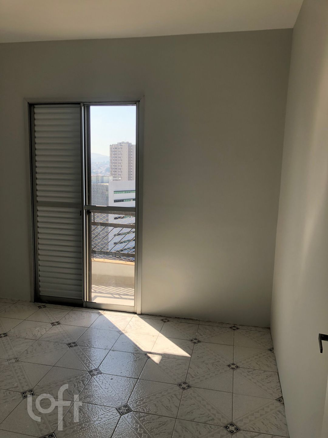 Apartamento à venda com 3 quartos, 81m² - Foto 17