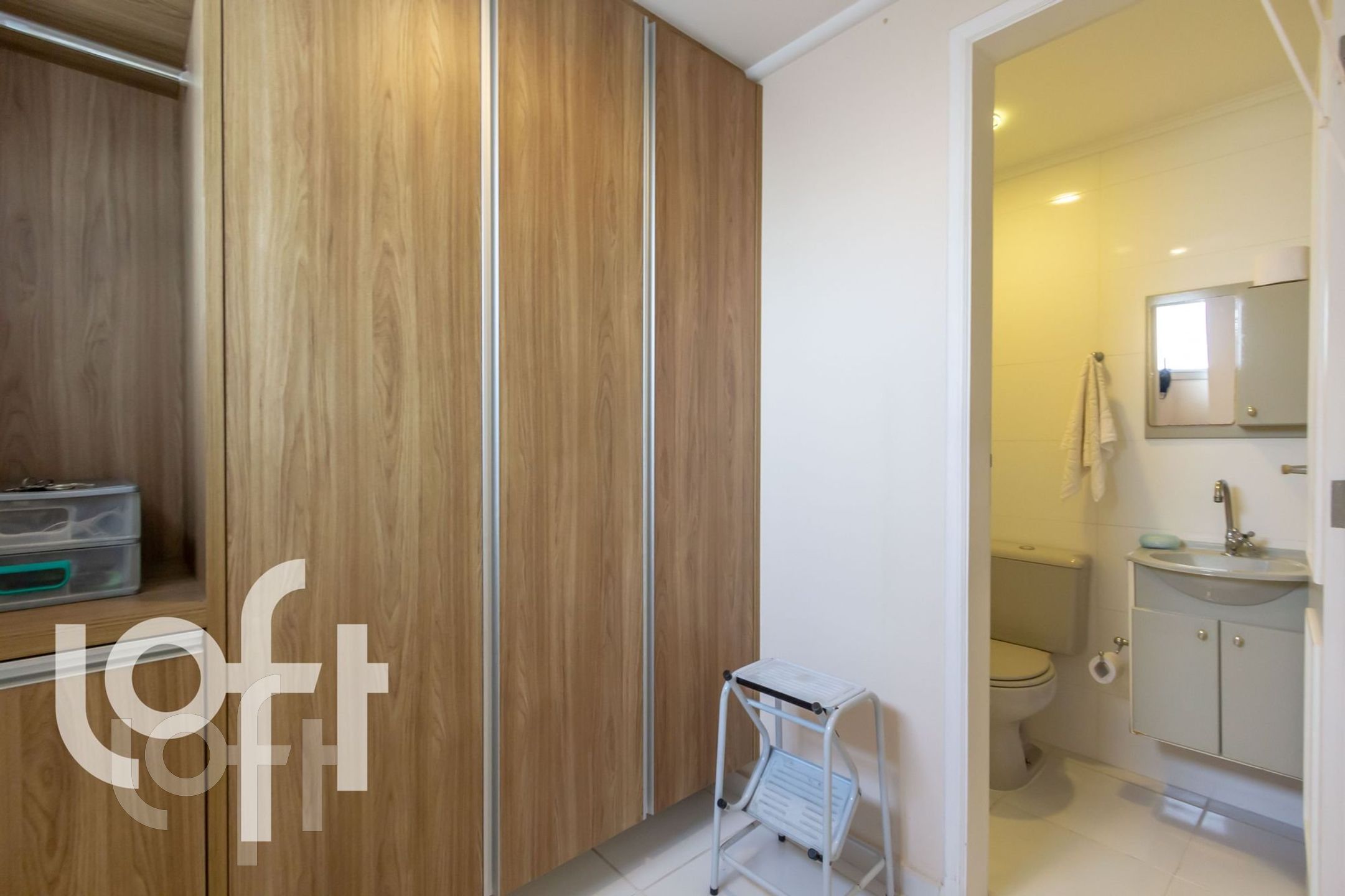 Apartamento à venda com 4 quartos, 204m² - Foto 7