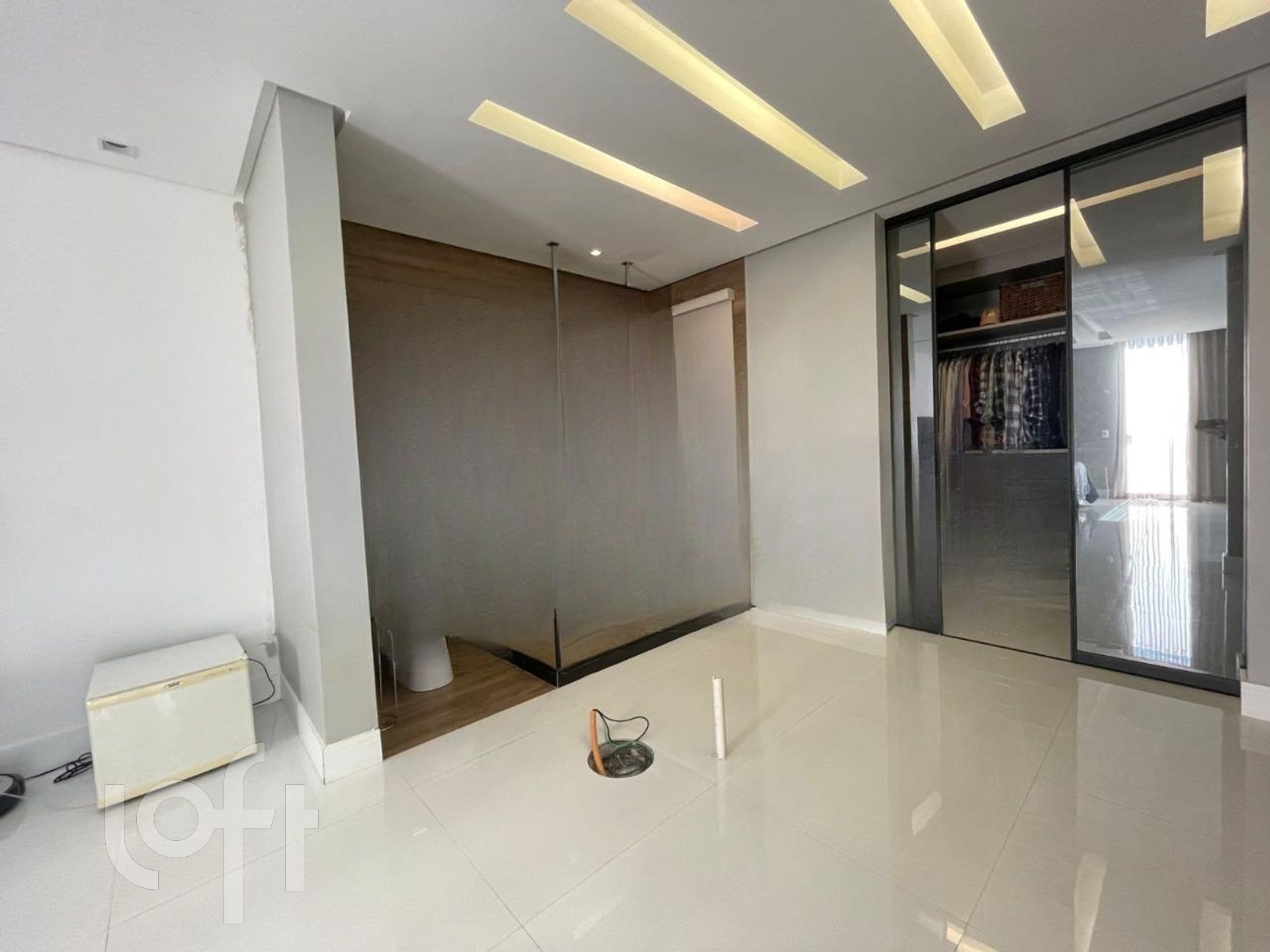 Casa à venda com 4 quartos, 300m² - Foto 14