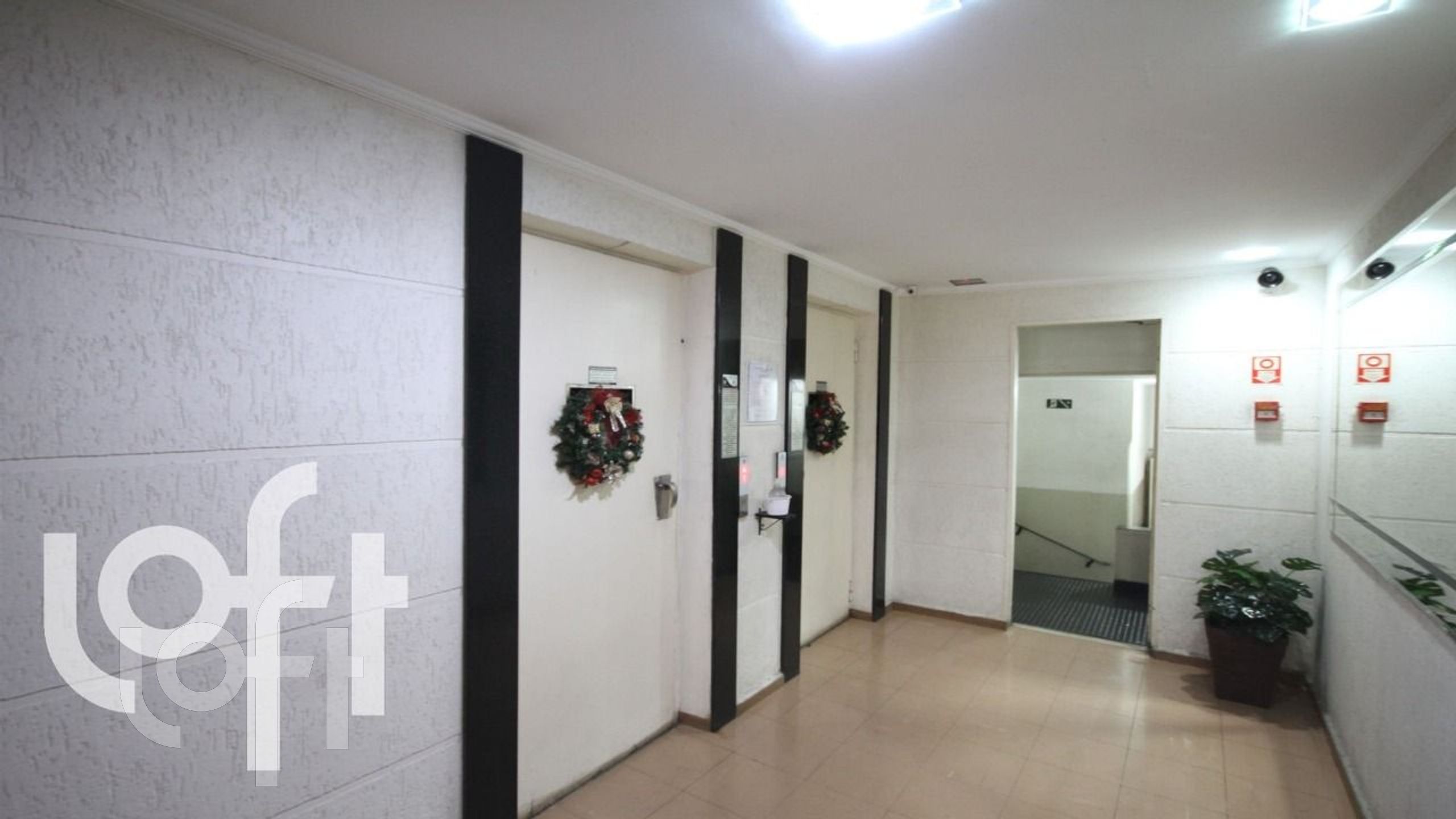 Apartamento à venda com 1 quarto, 35m² - Foto 29