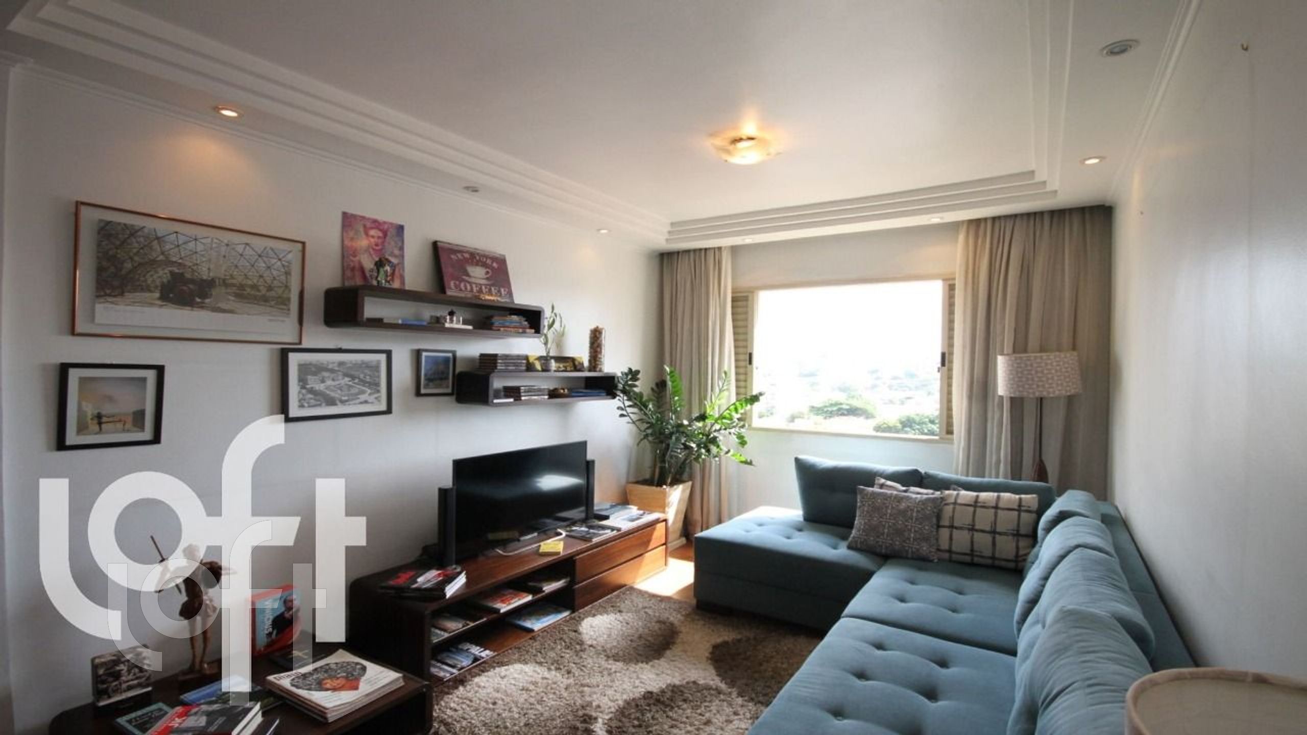 Apartamento à venda com 1 quarto, 35m² - Foto 1