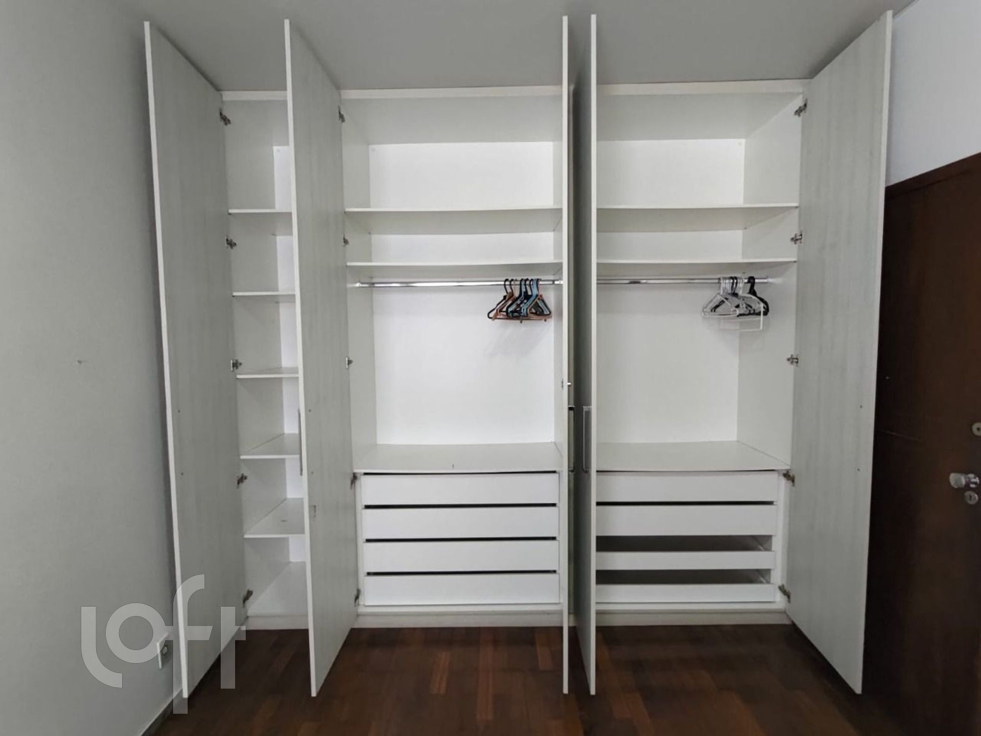 Apartamento à venda com 4 quartos, 160m² - Foto 5