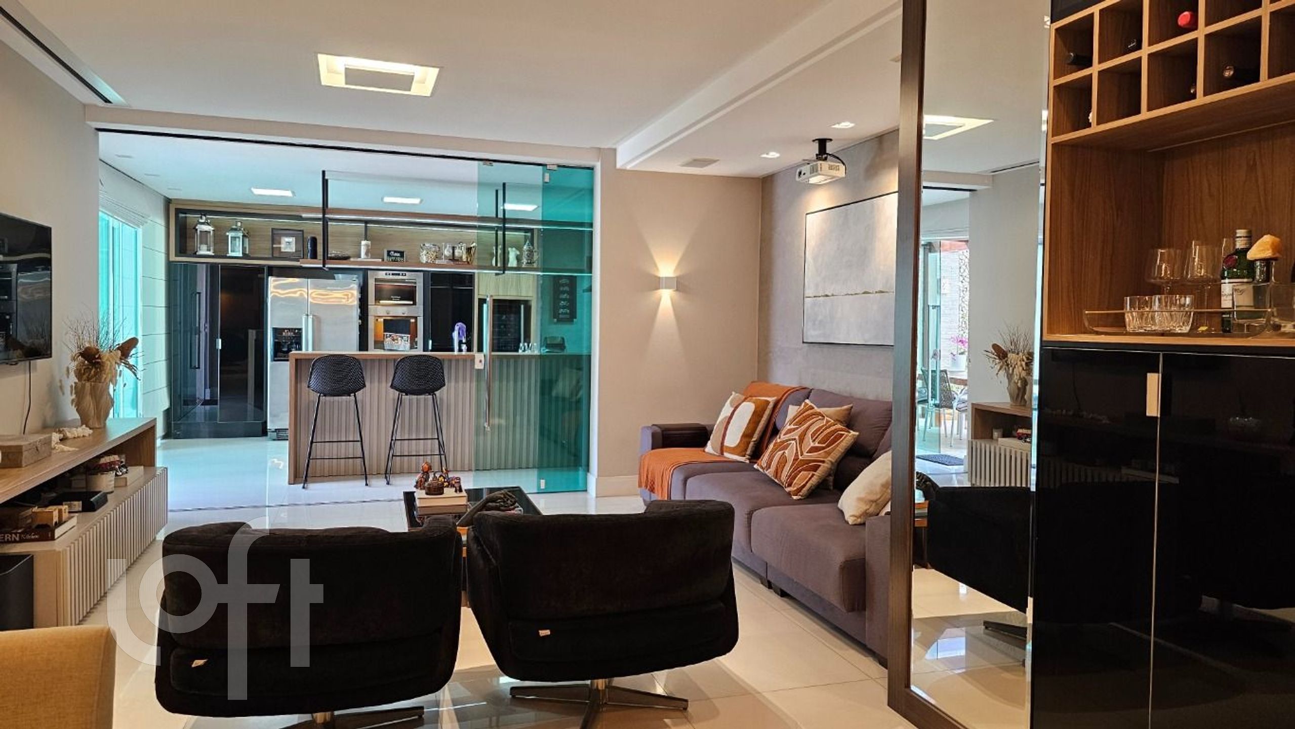Apartamento à venda em Centro com 121 m², 3 quartos, 1 suíte, 3 vagas